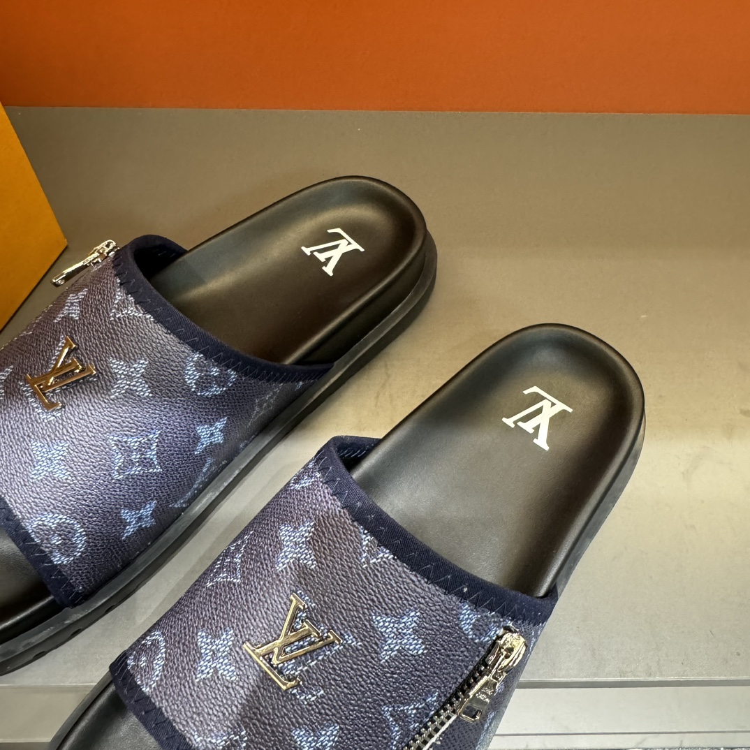 Louis Vuitton LV Slippers