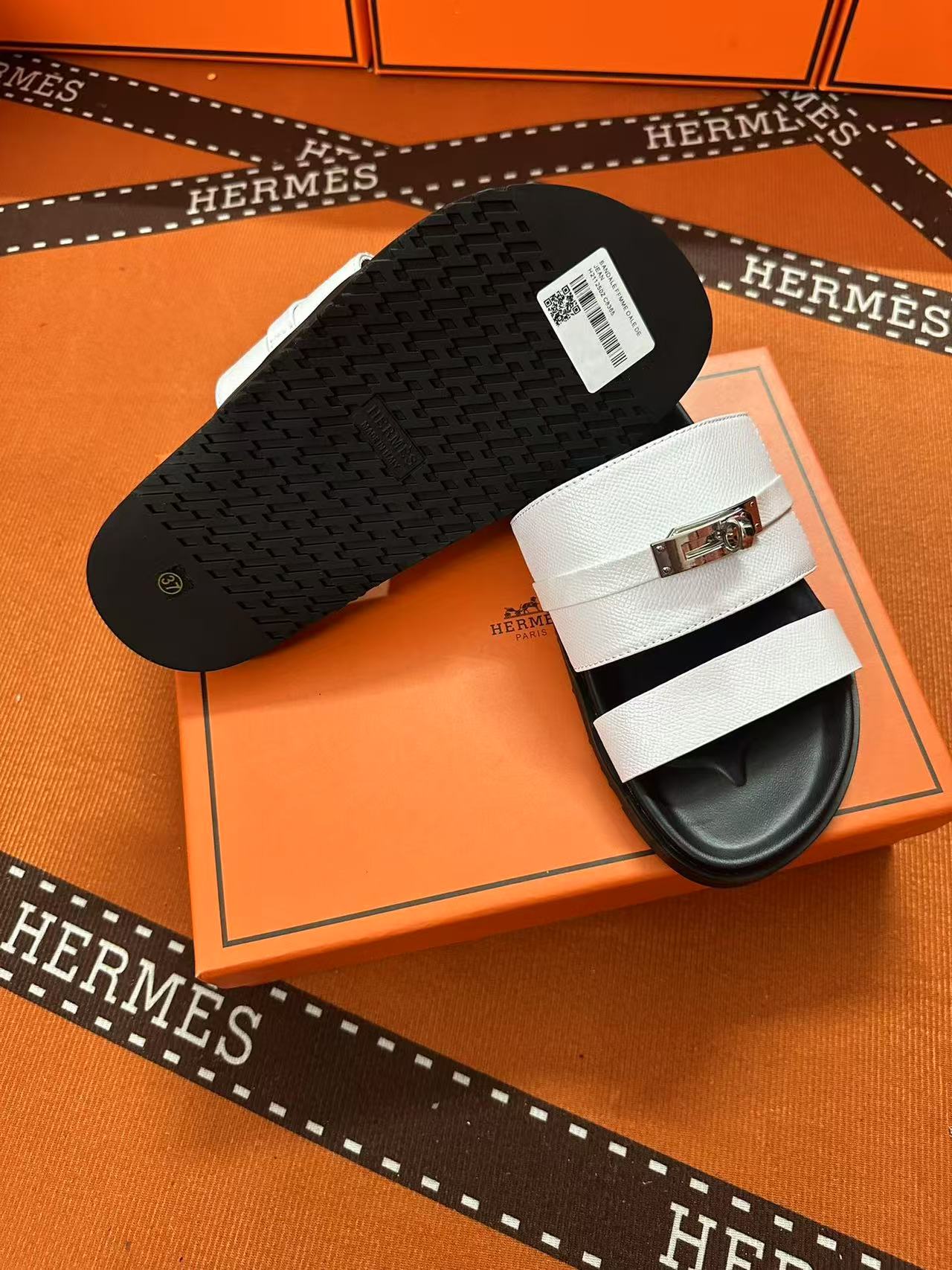 Empire Kelly Buckle Sandals