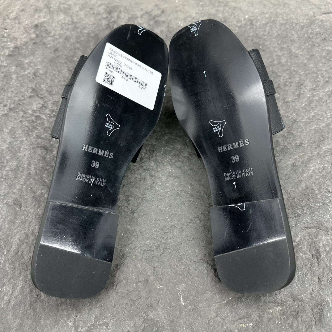 Hermès Rivale Flat Sandals