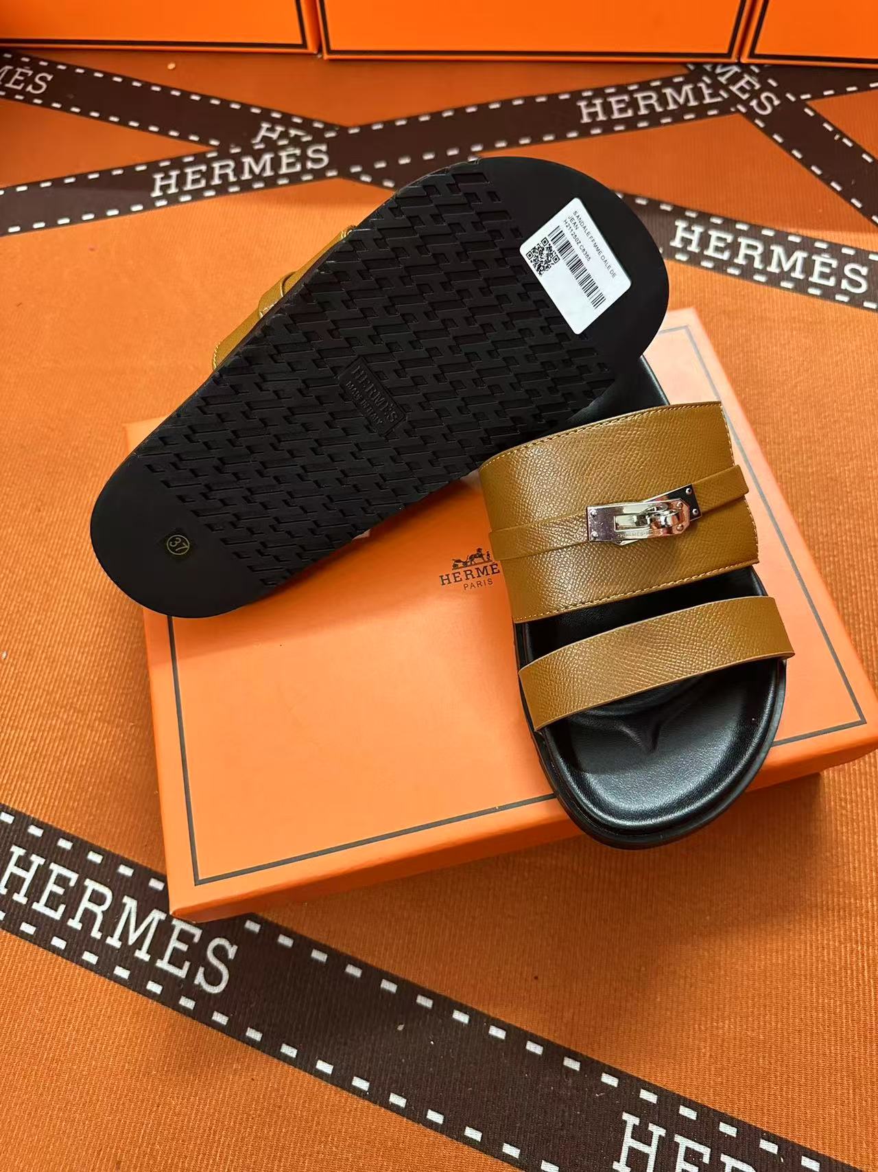 Empire Kelly Buckle Sandals