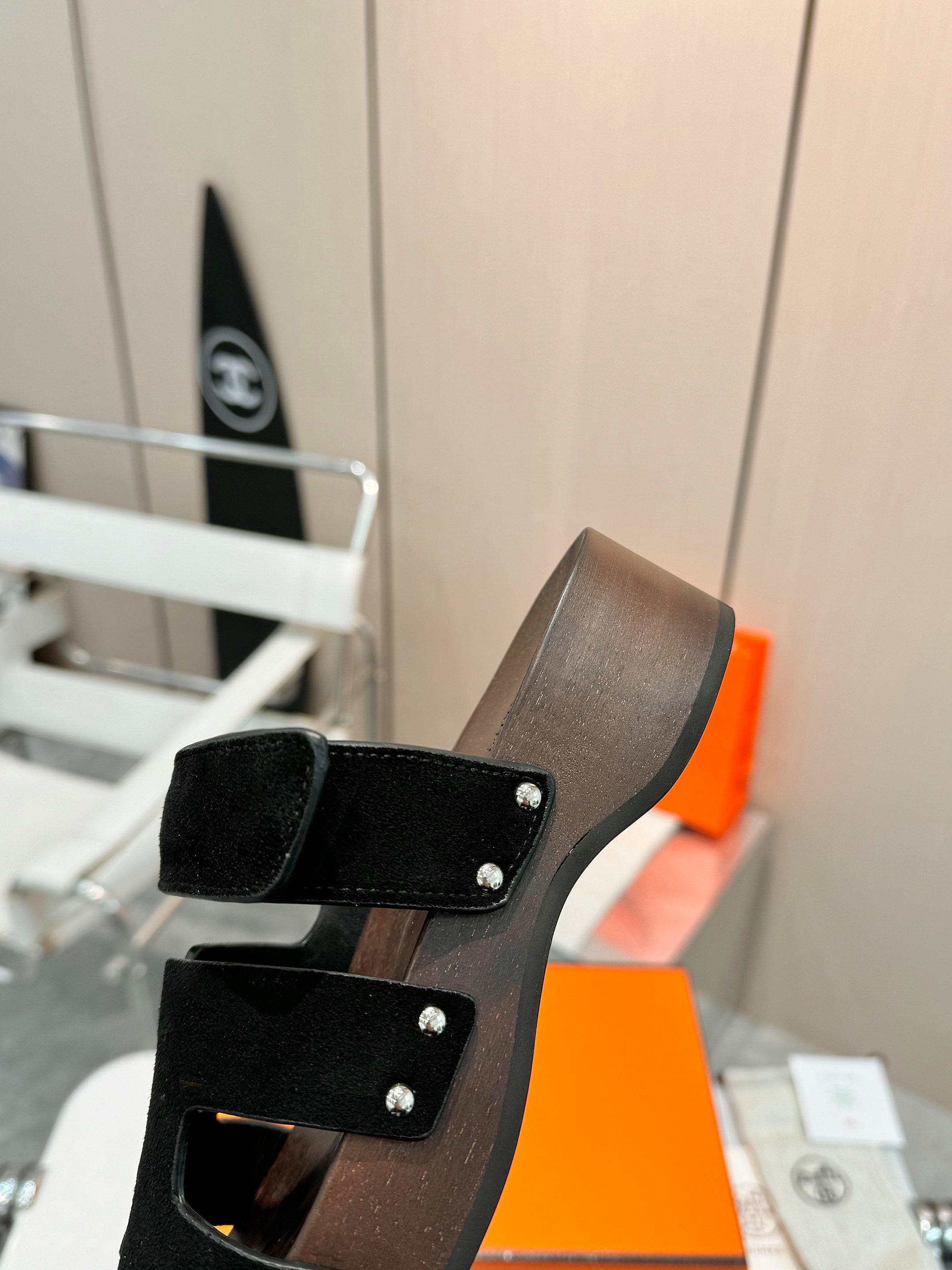 Hermès Oran slippers