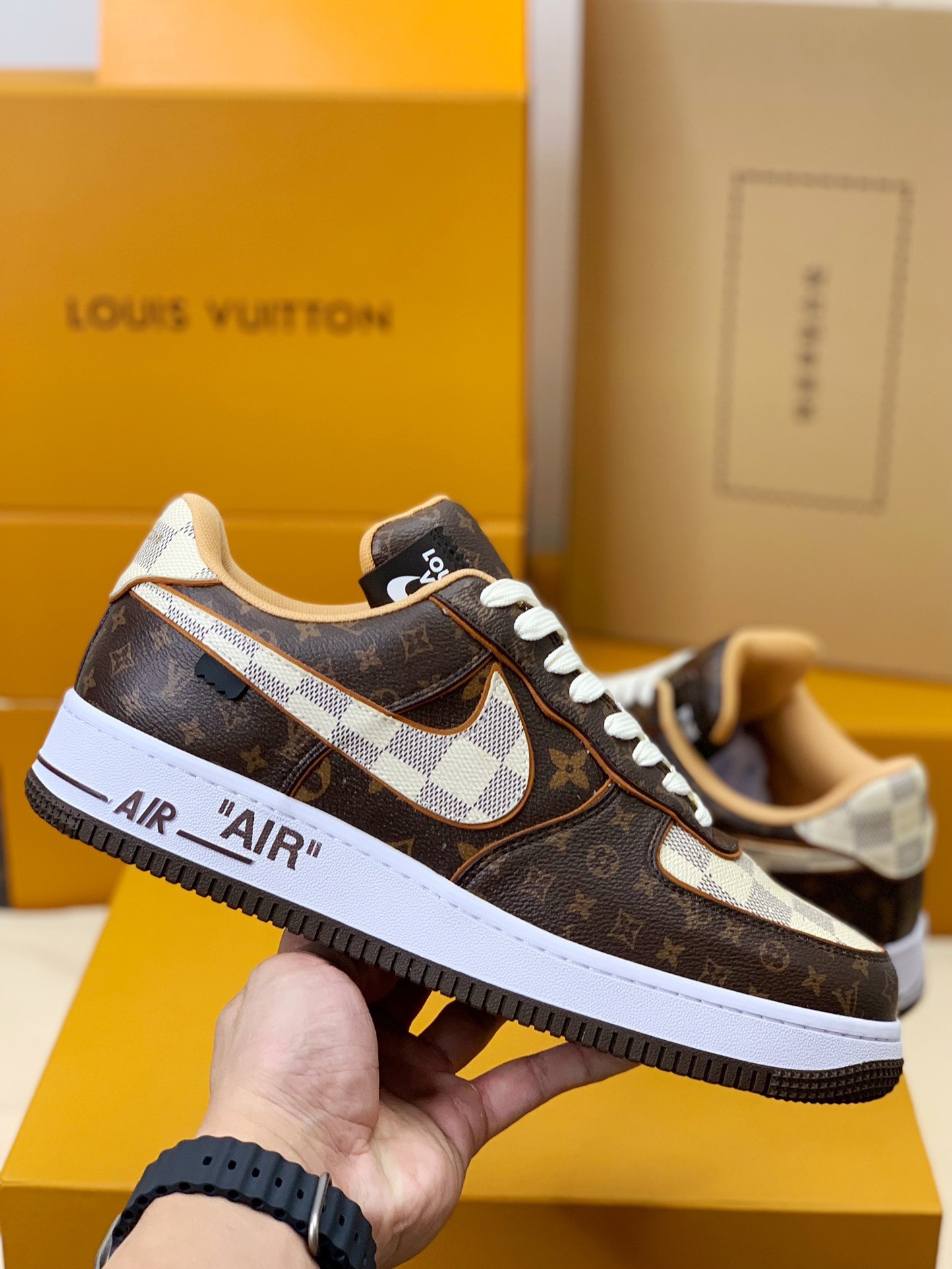 Louis Vuitton x Nike Louis Vuitton Air Force 1