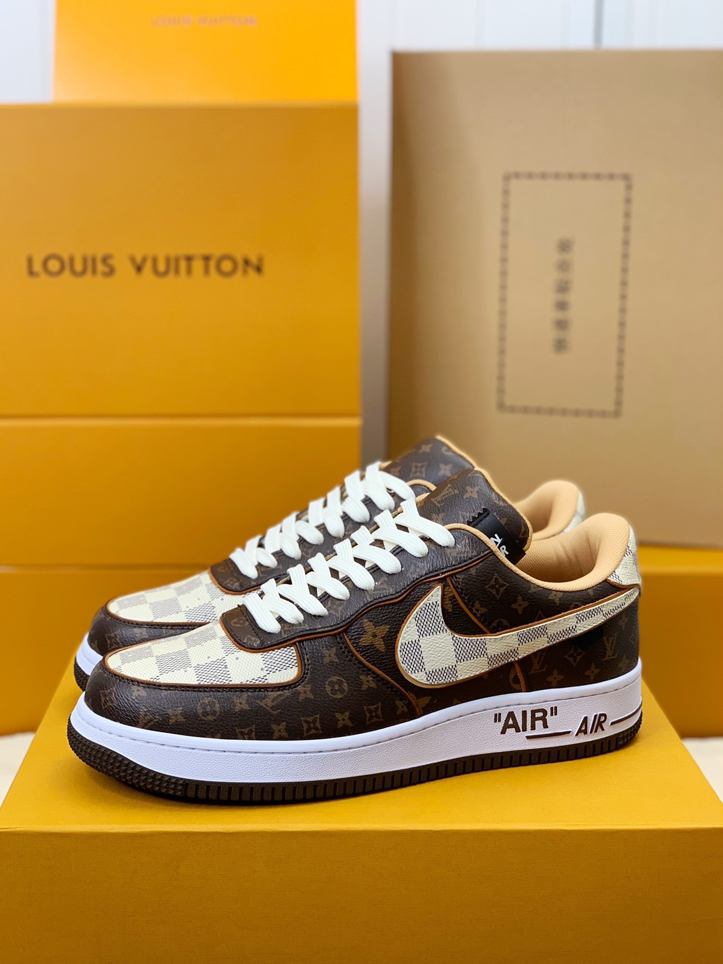 Louis Vuitton x Nike Louis Vuitton Air Force 1