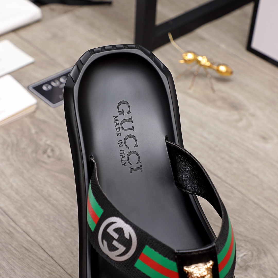 Gucci Casual Flip Flops