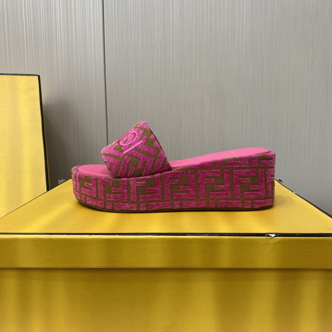 Fendi Sunshine FF Logo Slides