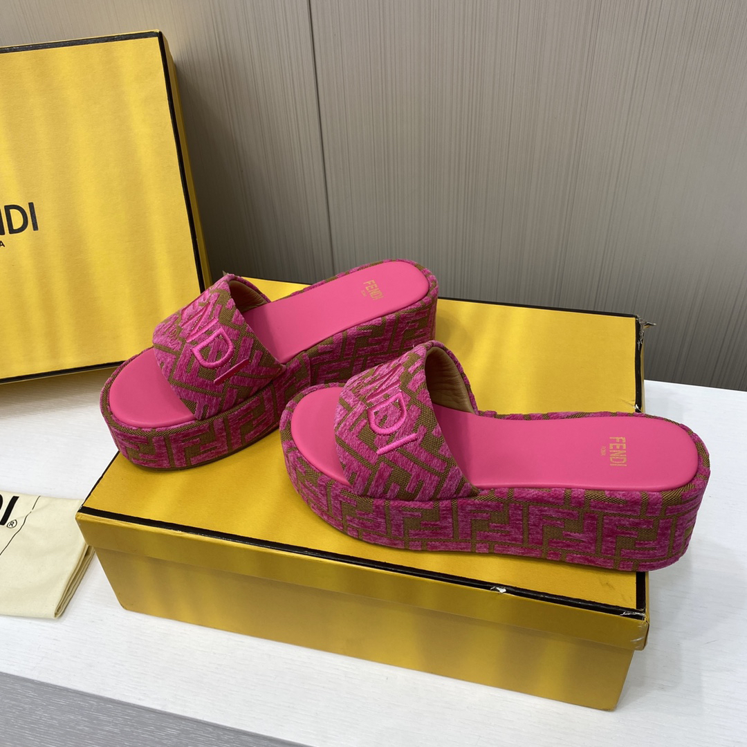 Fendi Sunshine FF Logo Slides