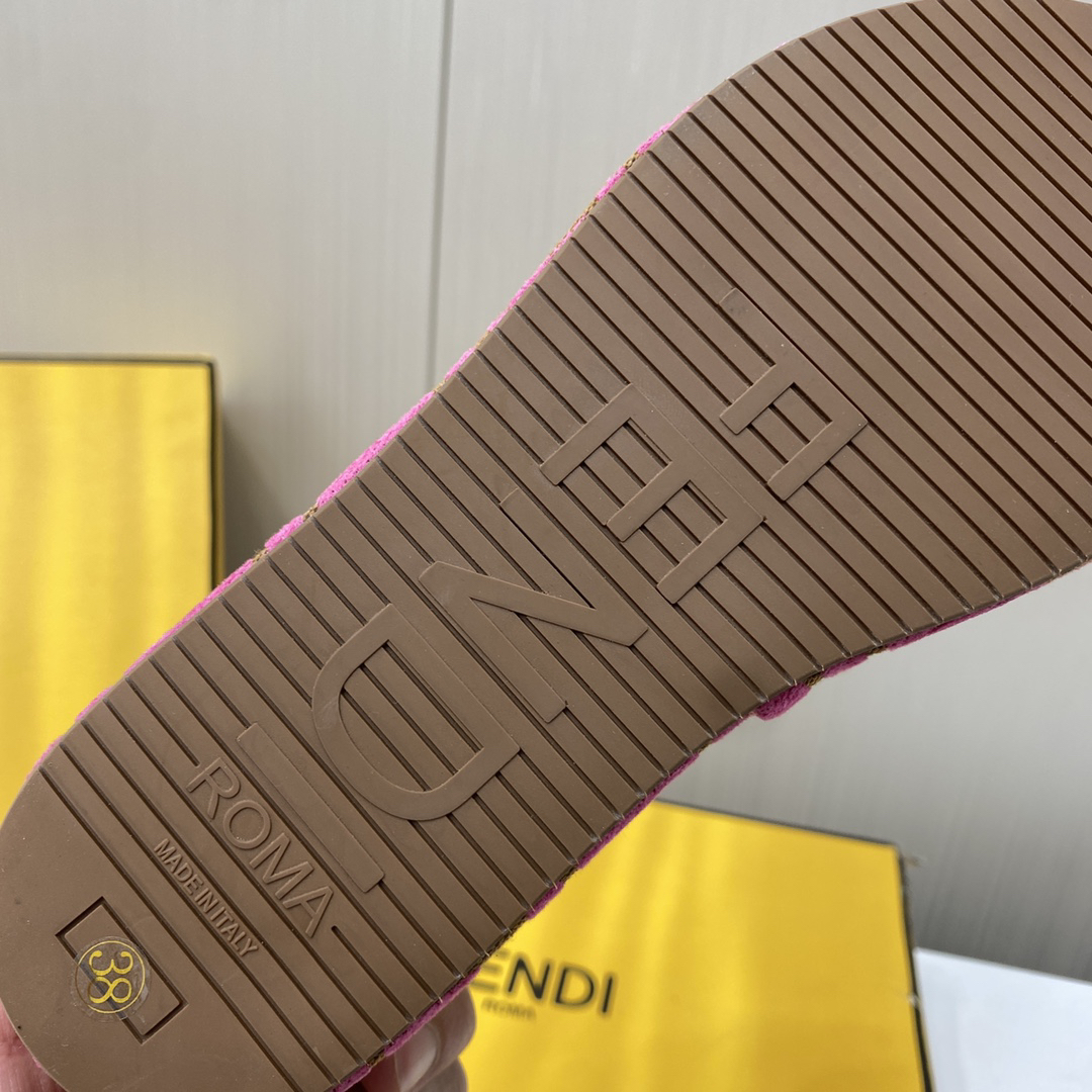 Fendi Sunshine FF Logo Slides