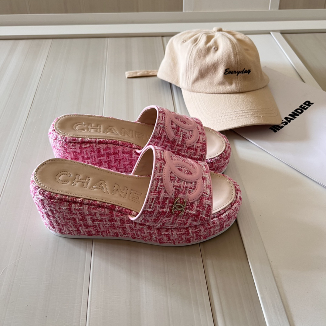 Chanel Embroidered Thick-Soled Slippers