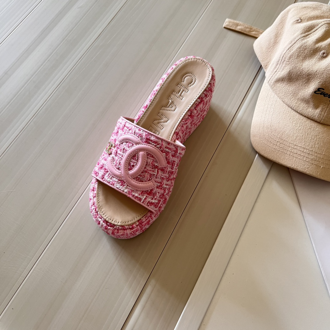 Chanel Embroidered Thick-Soled Slippers