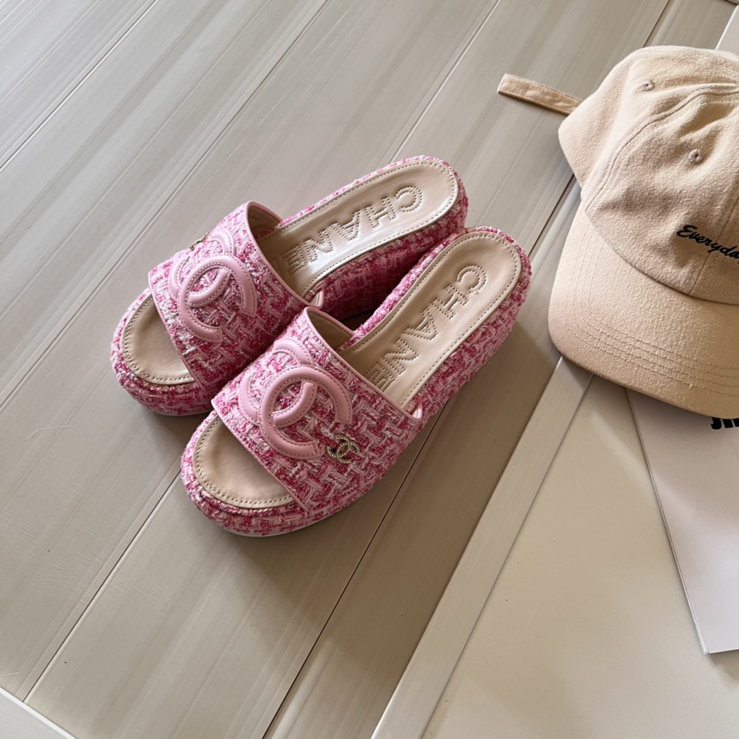 Chanel Embroidered Thick-Soled Slippers