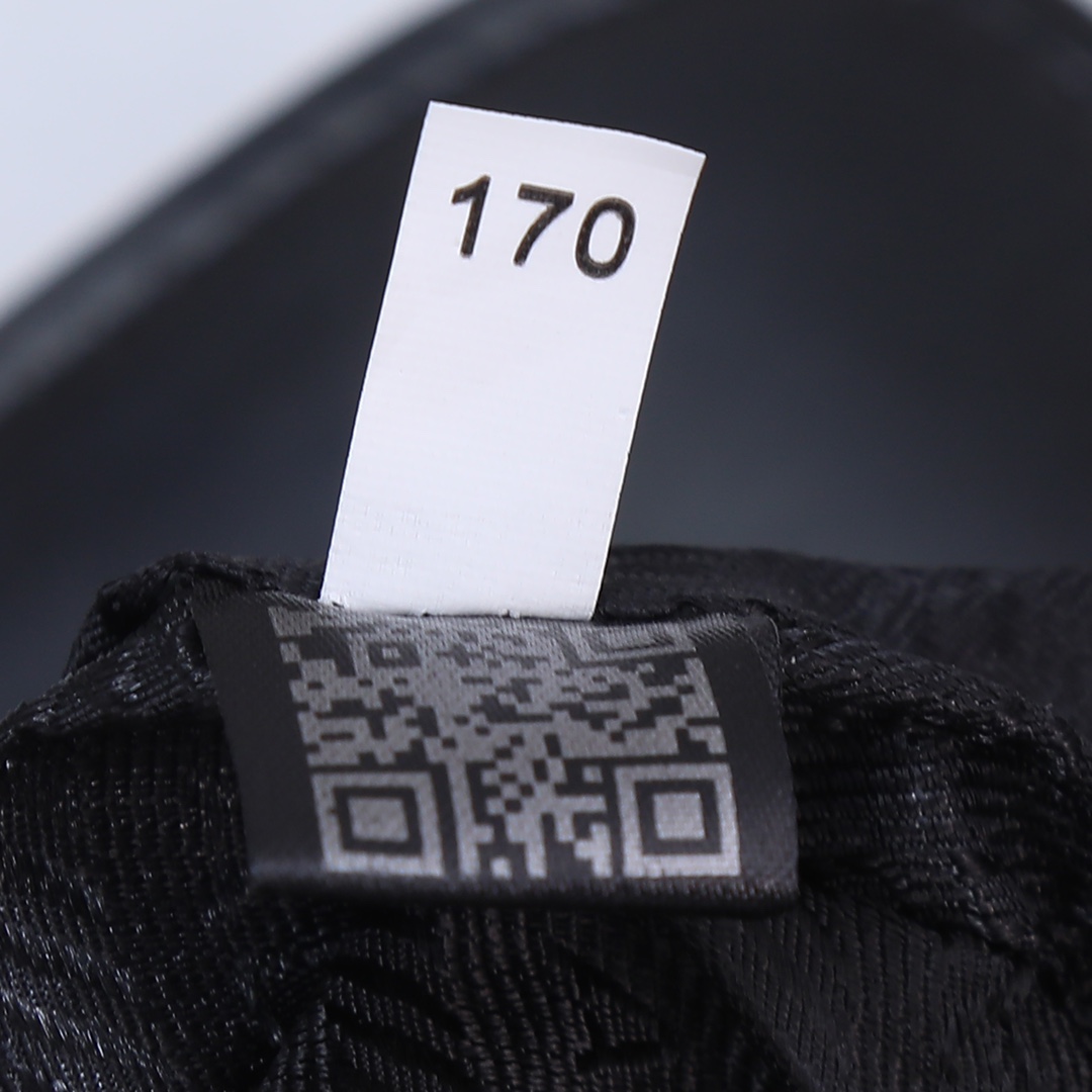 Prada Re-Edition Bag