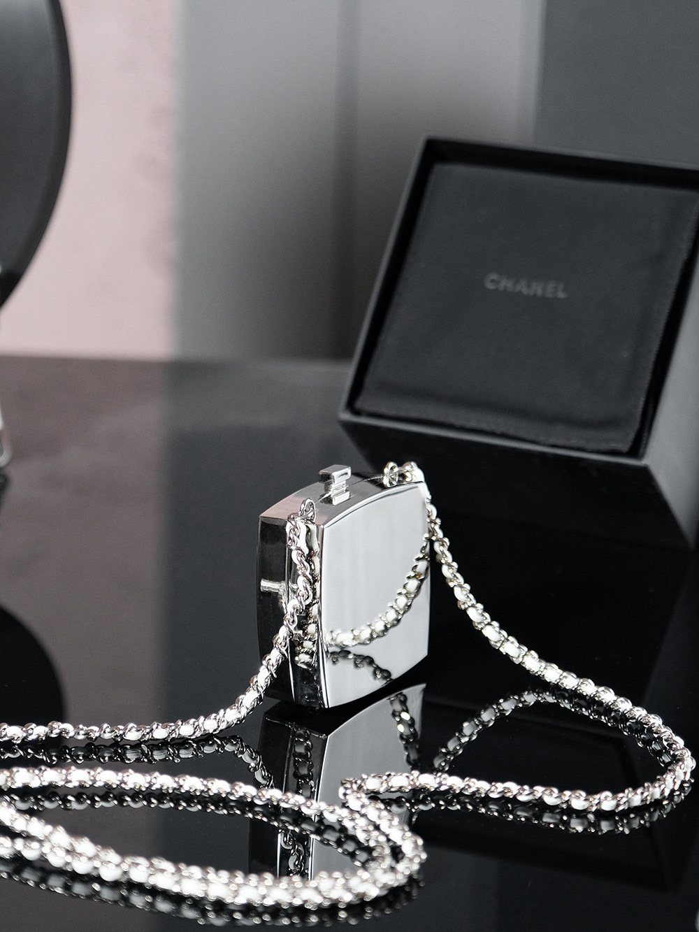 Chanel 25A Luxury Compact Powder Case