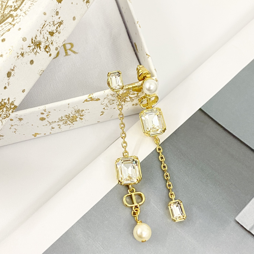 DIOR Asymmetric Pearl Tassel Earrings