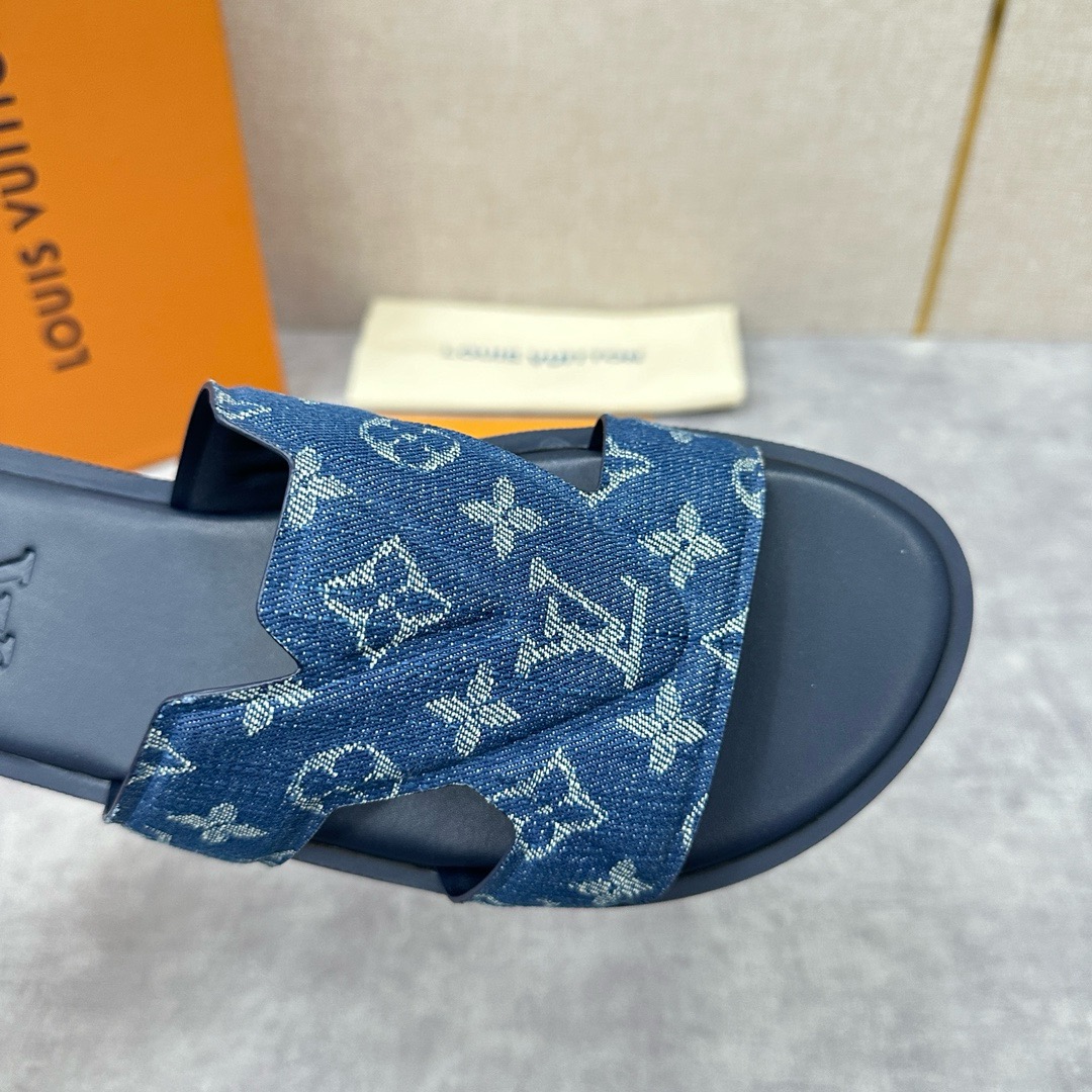 Louis Vuitton LV Oasis Slides