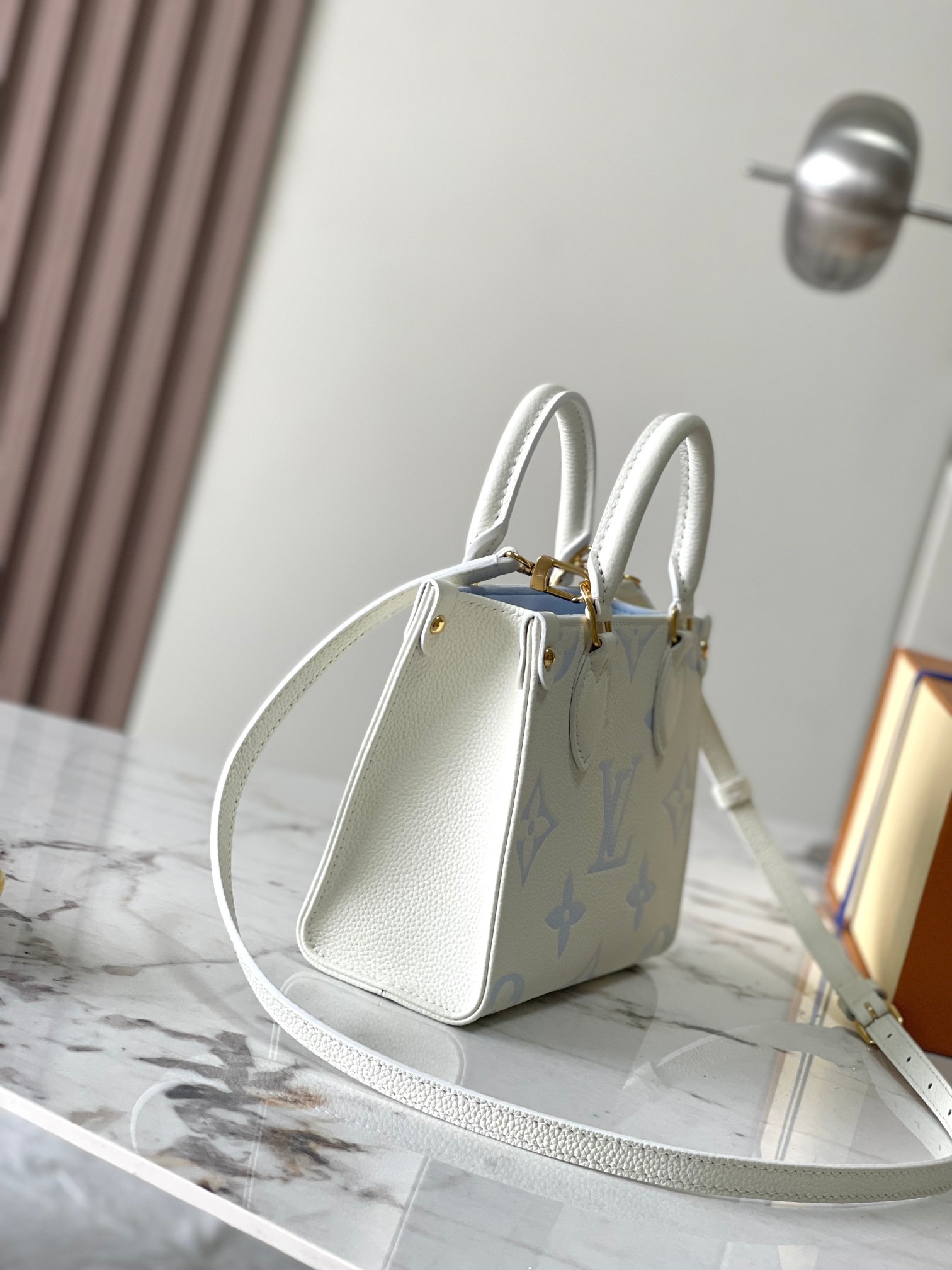 Louis Vuitton LV OnTheGo Bag