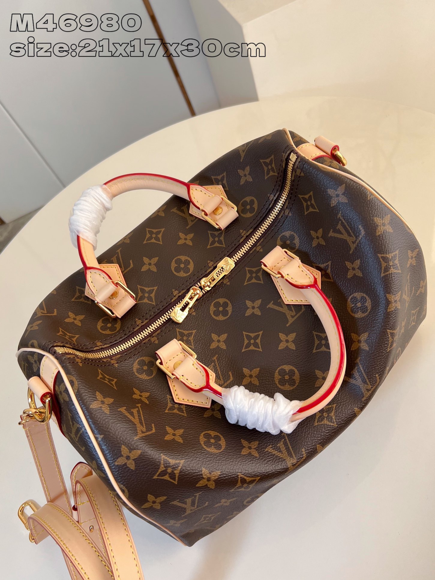LV Louis Vuitton Speedy Bandoulière 30 Handbag