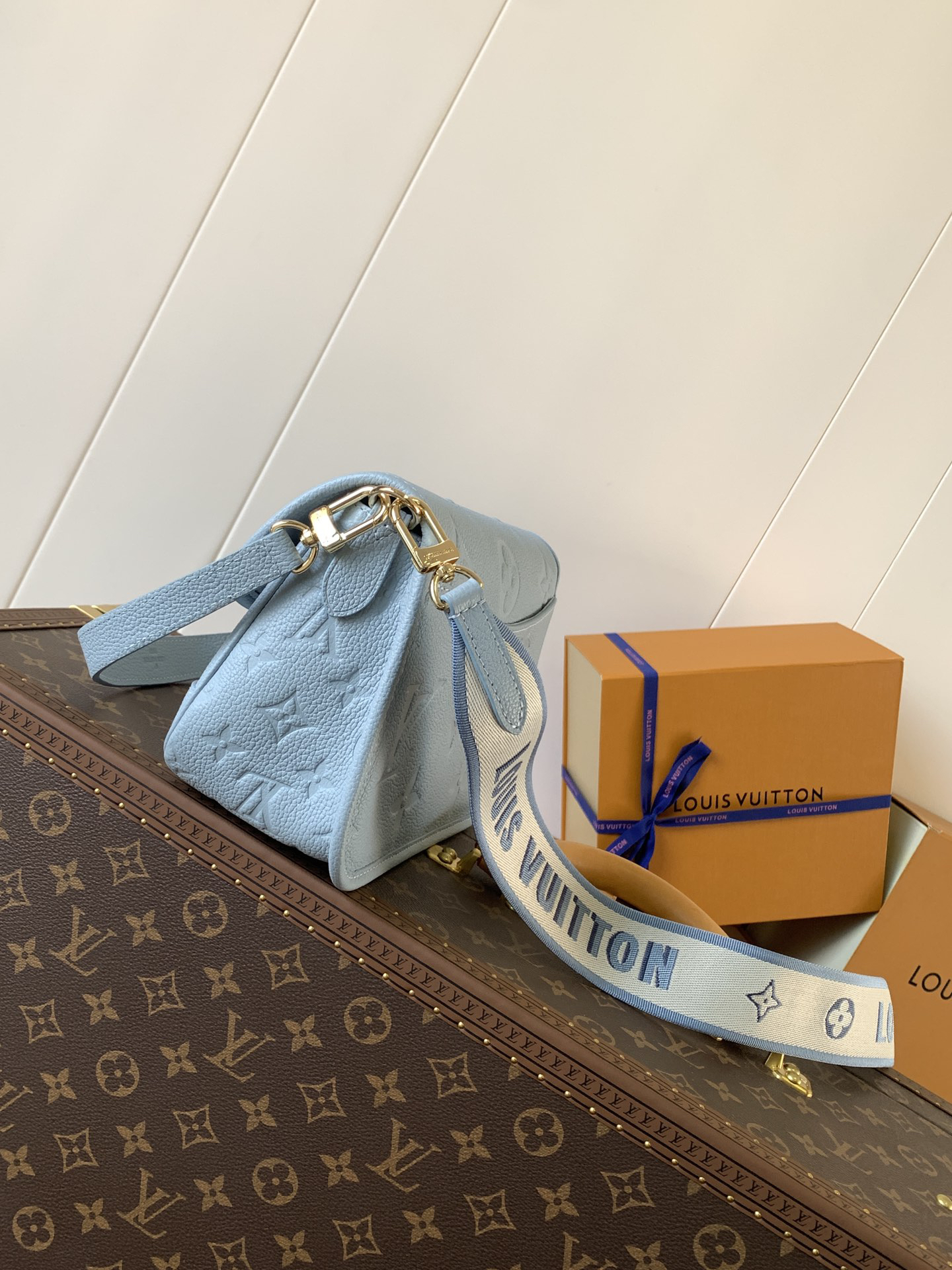 LV Louis Vuitton Dauphine Crossbody Bag