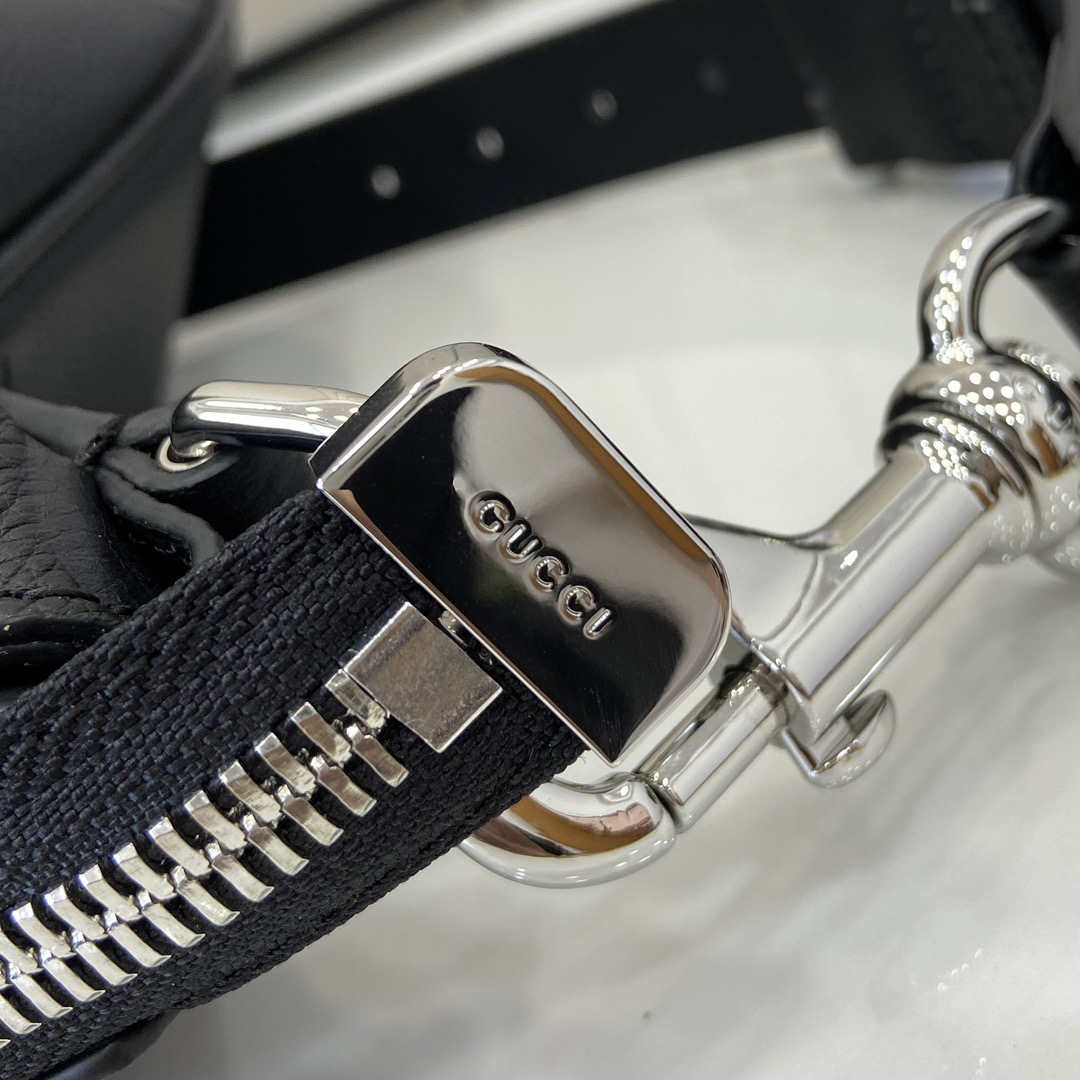 Gucci Signature Calfskin Crossbody Bag