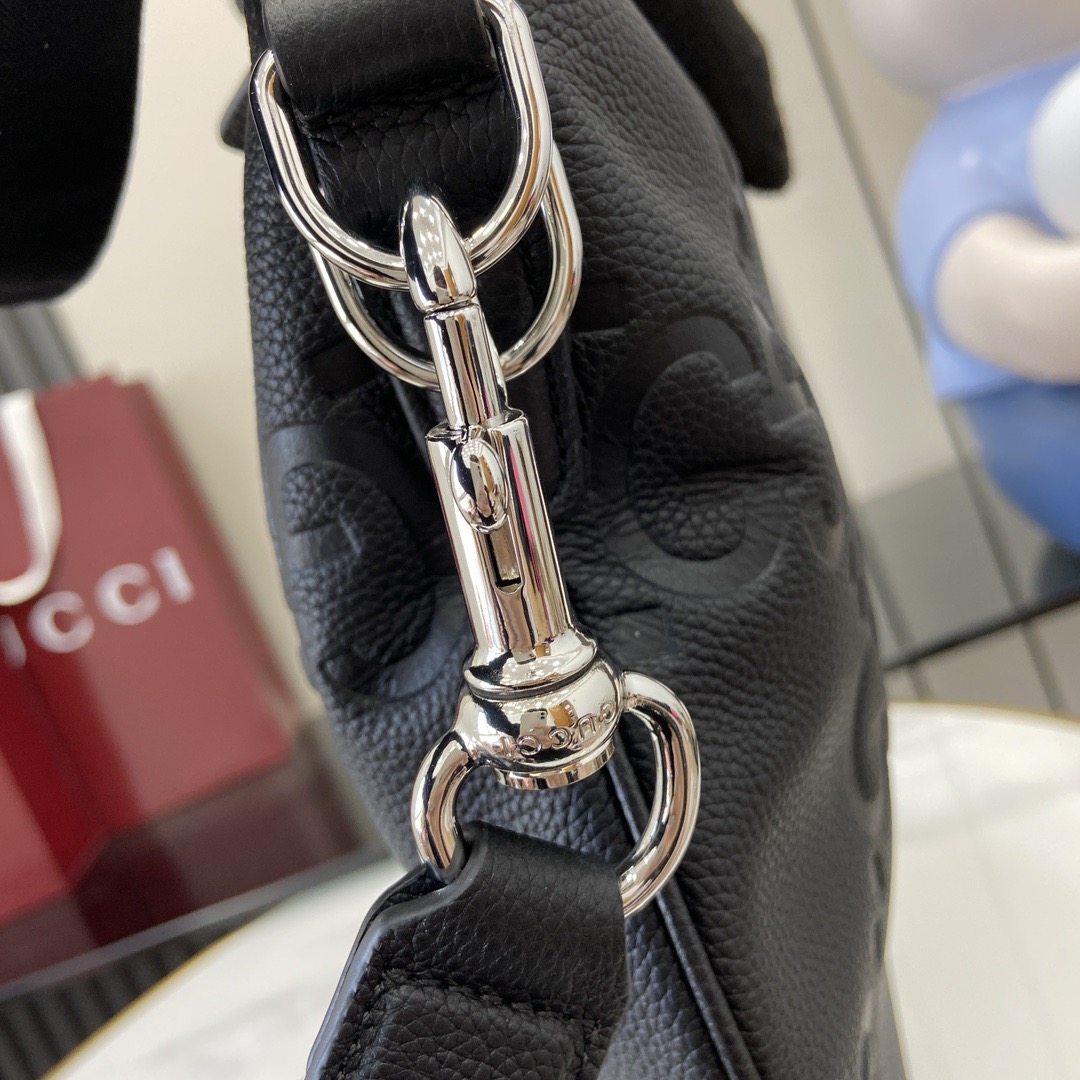 Gucci Signature Calfskin Crossbody Bag