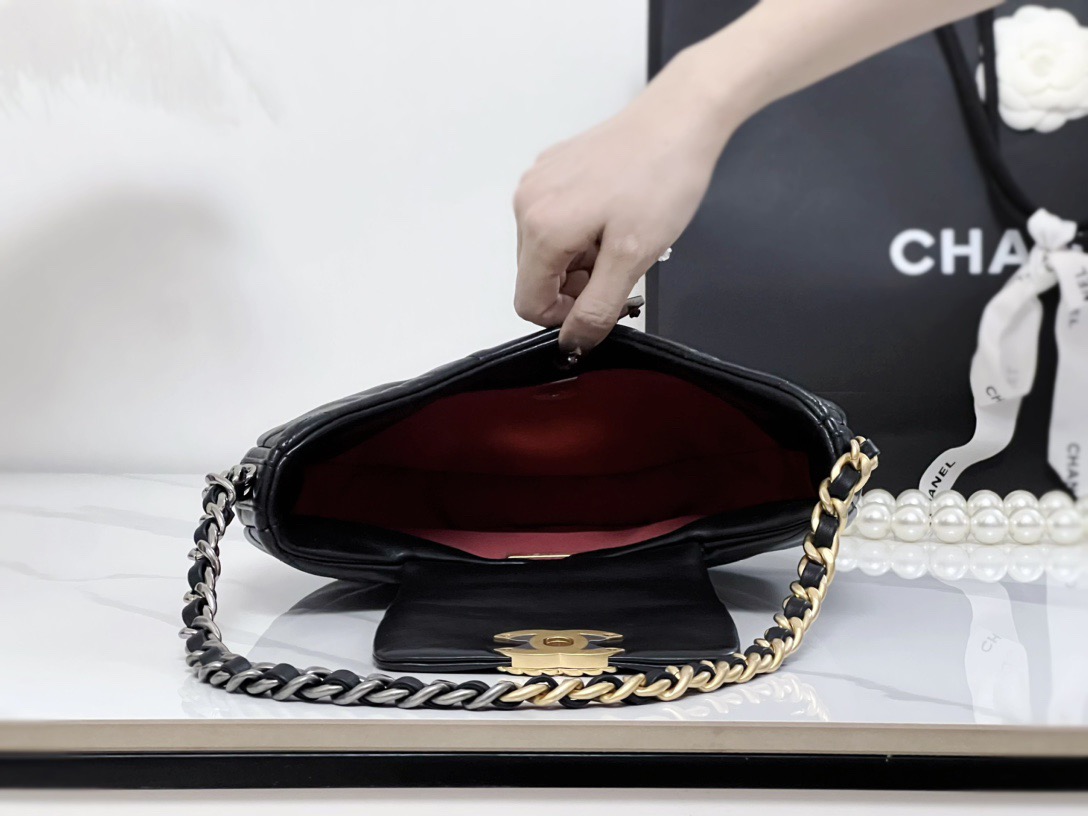 Chanel 19 Bag