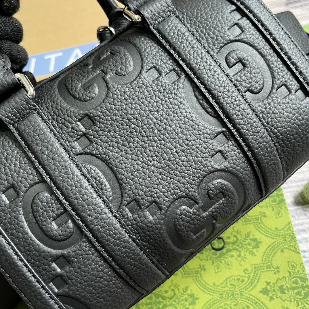 Gucci GG Marmont Crossbody Bag