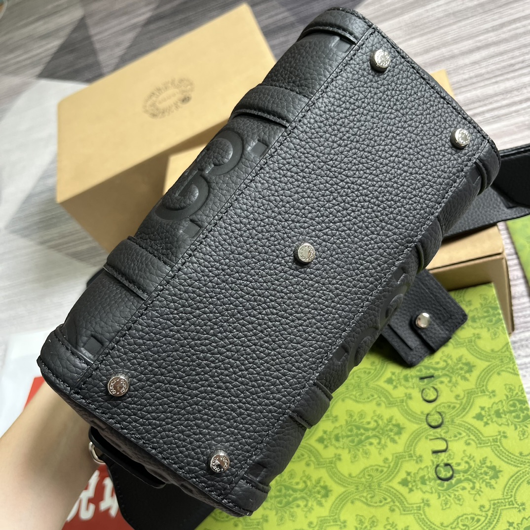 Gucci GG Marmont Crossbody Bag