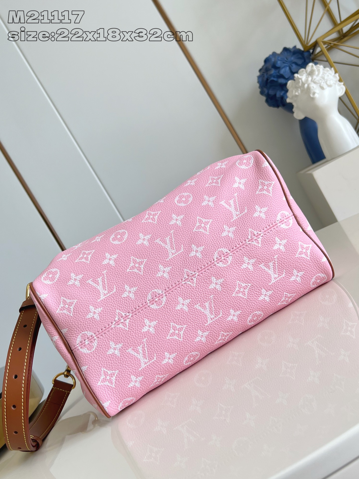 Louis Vuitton LV Capucines Monogram Empreinte Handbag