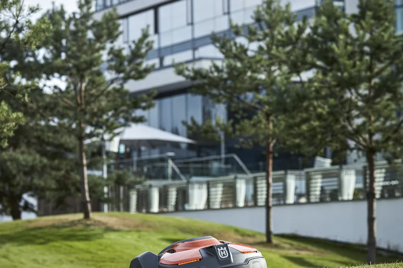 HUSQVARNA AUTOMOWER® 550 EPOS