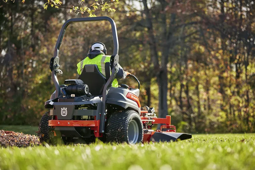 Z560LS Zero-Turn Lawn Mower