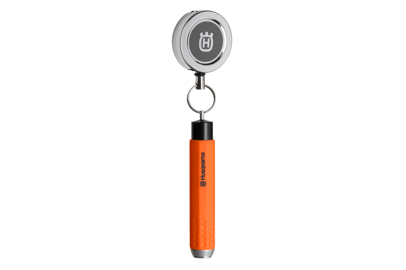 Crayon holder with reel