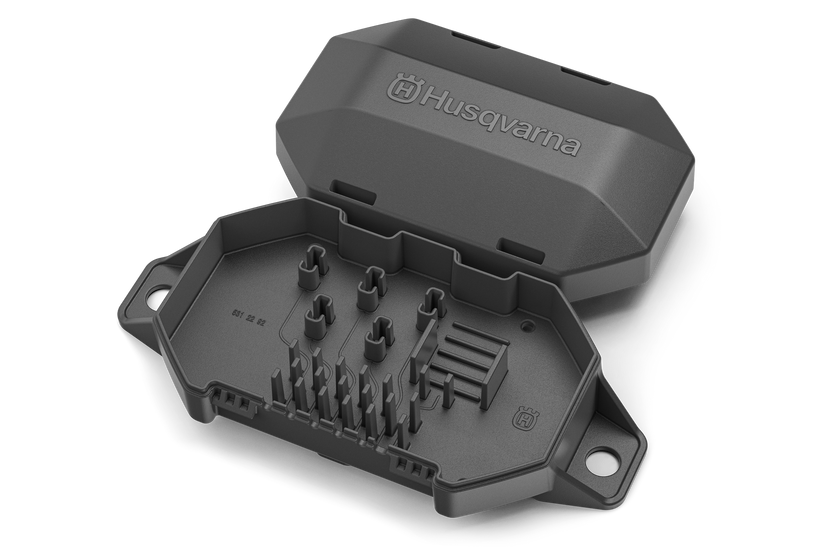 Connector protection box