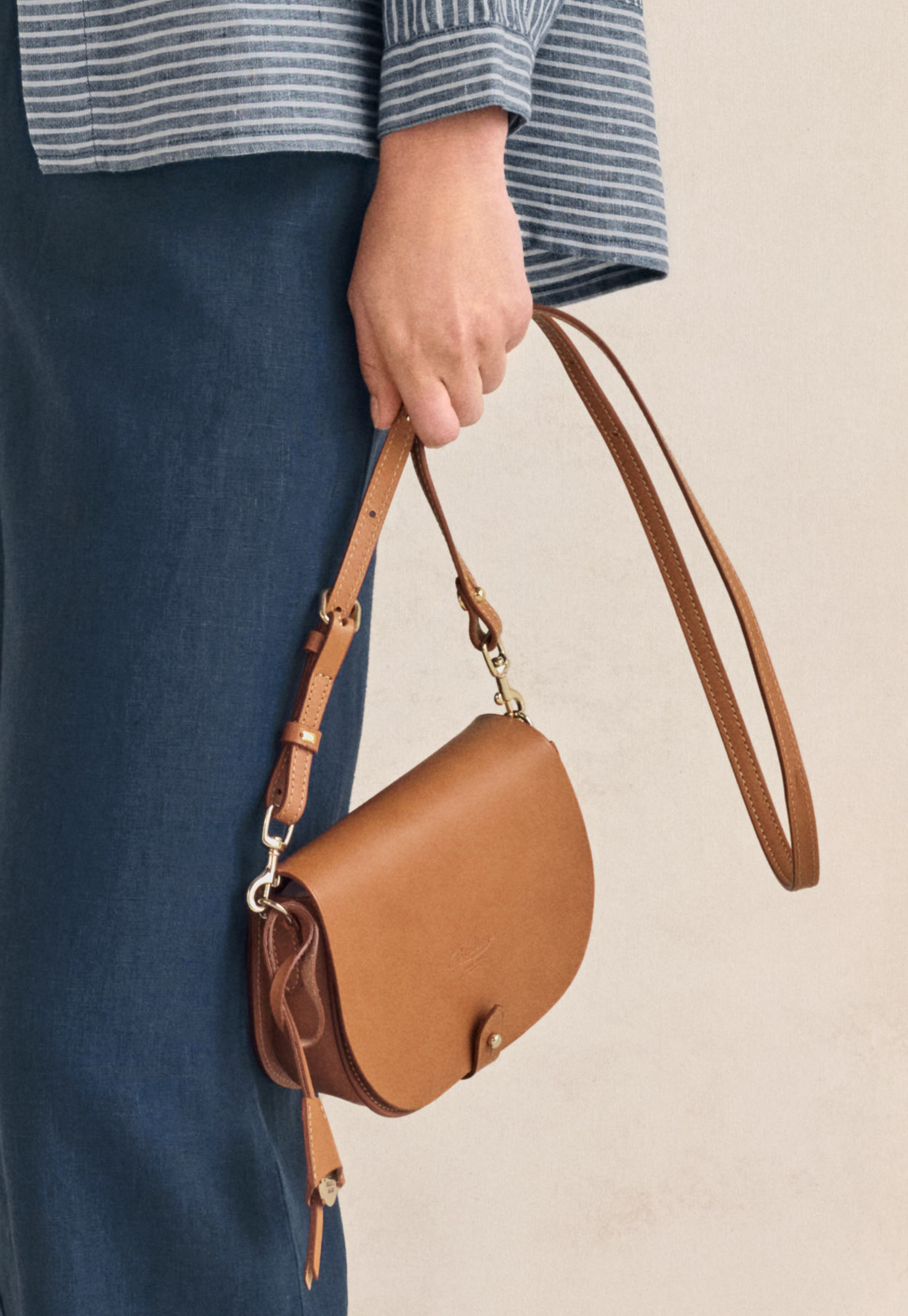 Small satchel bag