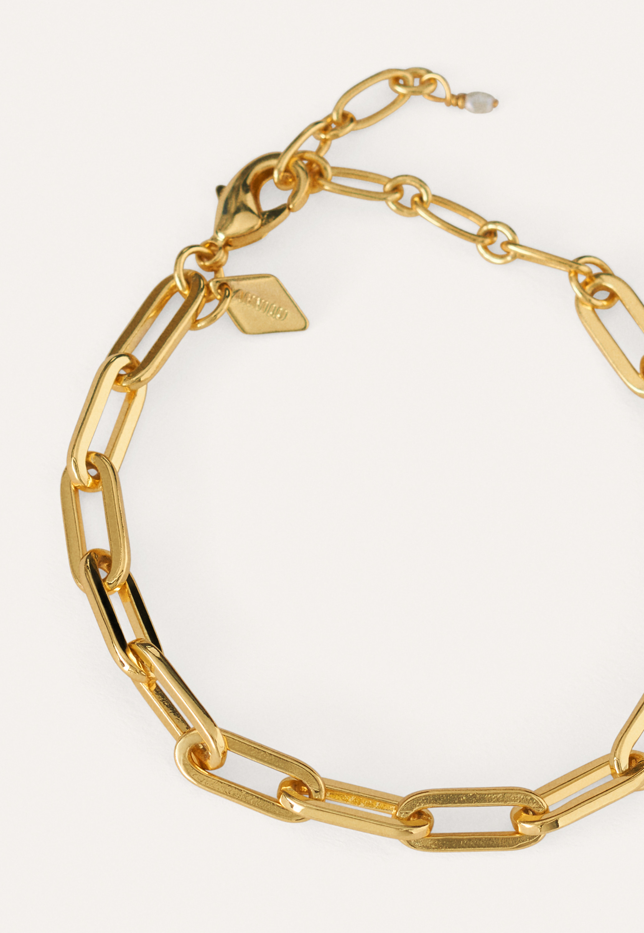 Gold-link bracelet