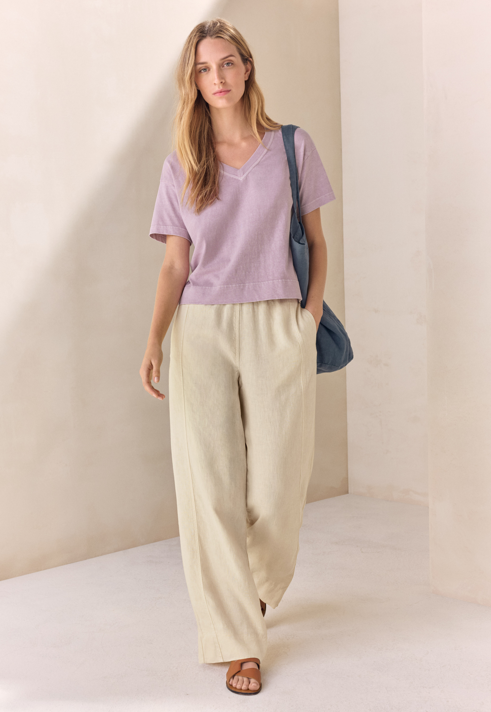 Hemp & organic cotton v-neck T-shirt
