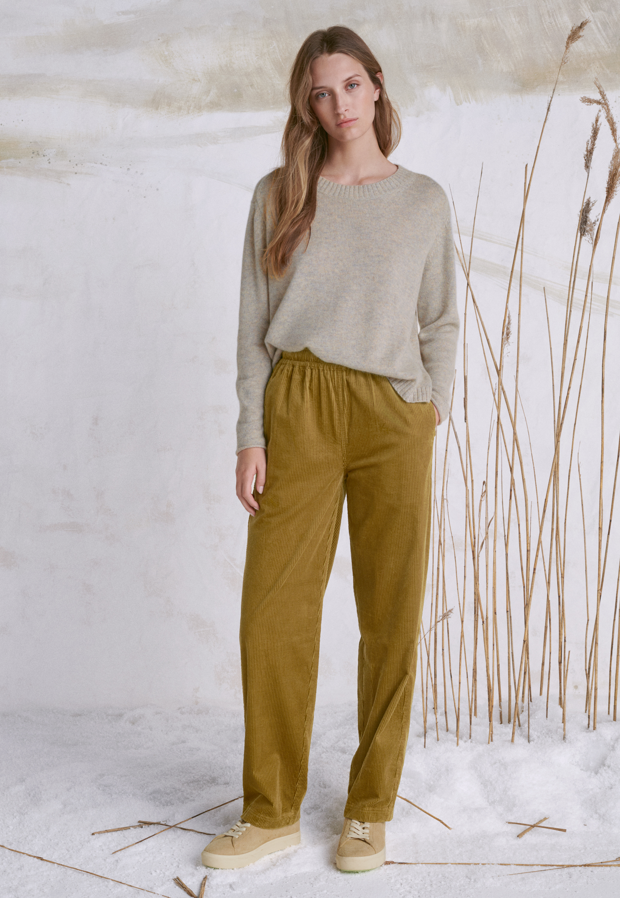 Cotton-cord elasticated trousers