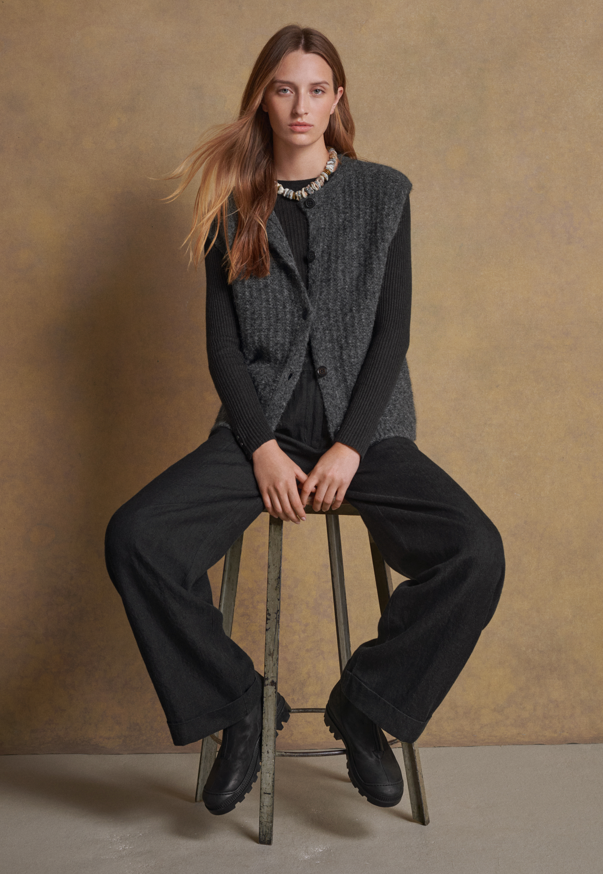 Alpaca & cotton sleeveless cardigan