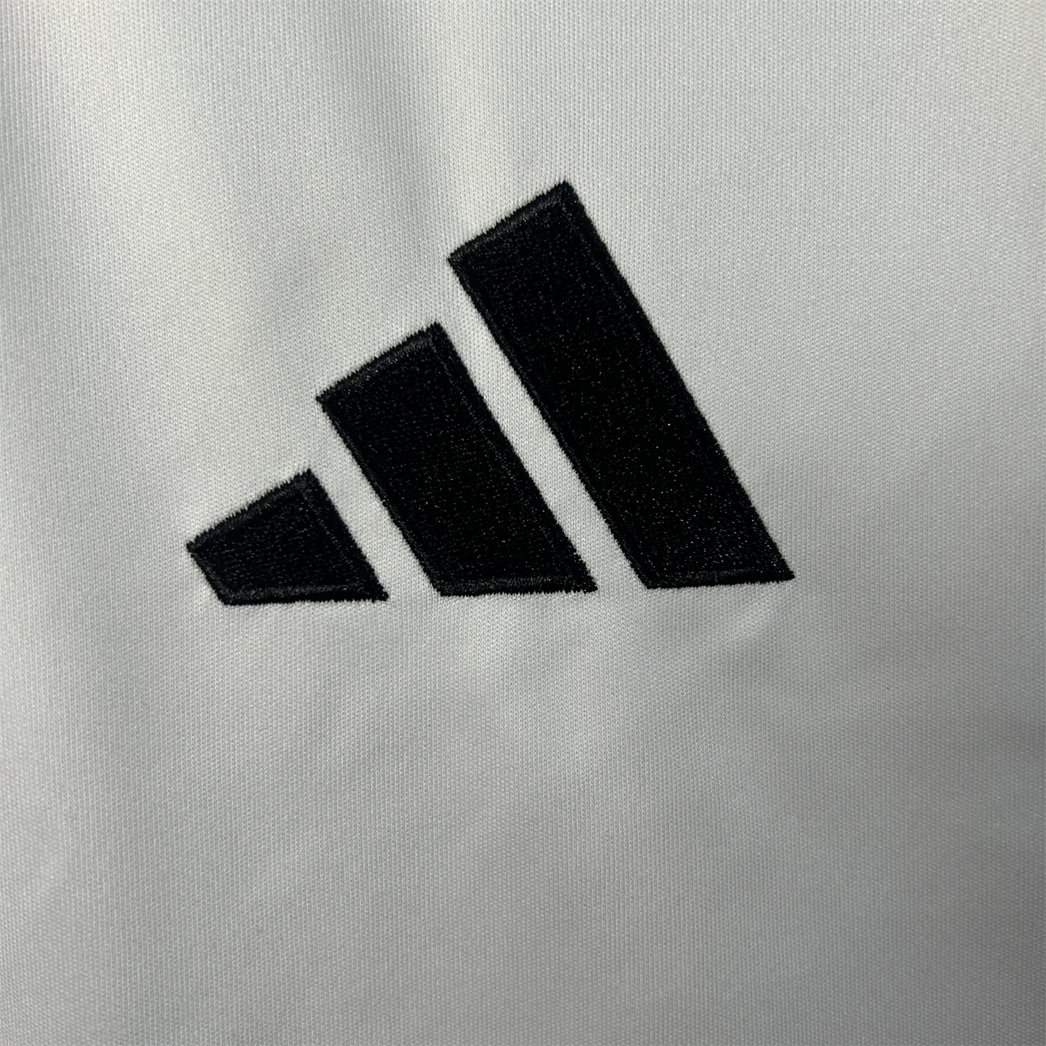 River Plate 25-26 Home Unsponsored Jersey - Fans Version - UnitedFutballJersey
