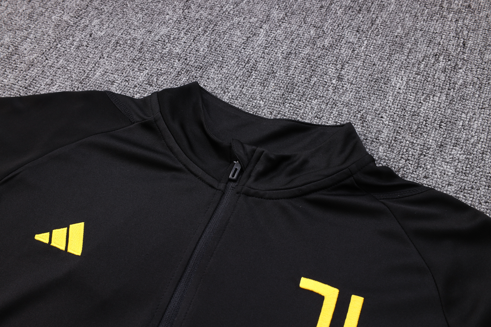 Juventus 23-24 Long Sleeve Training Set -Black - UnitedFutballJersey