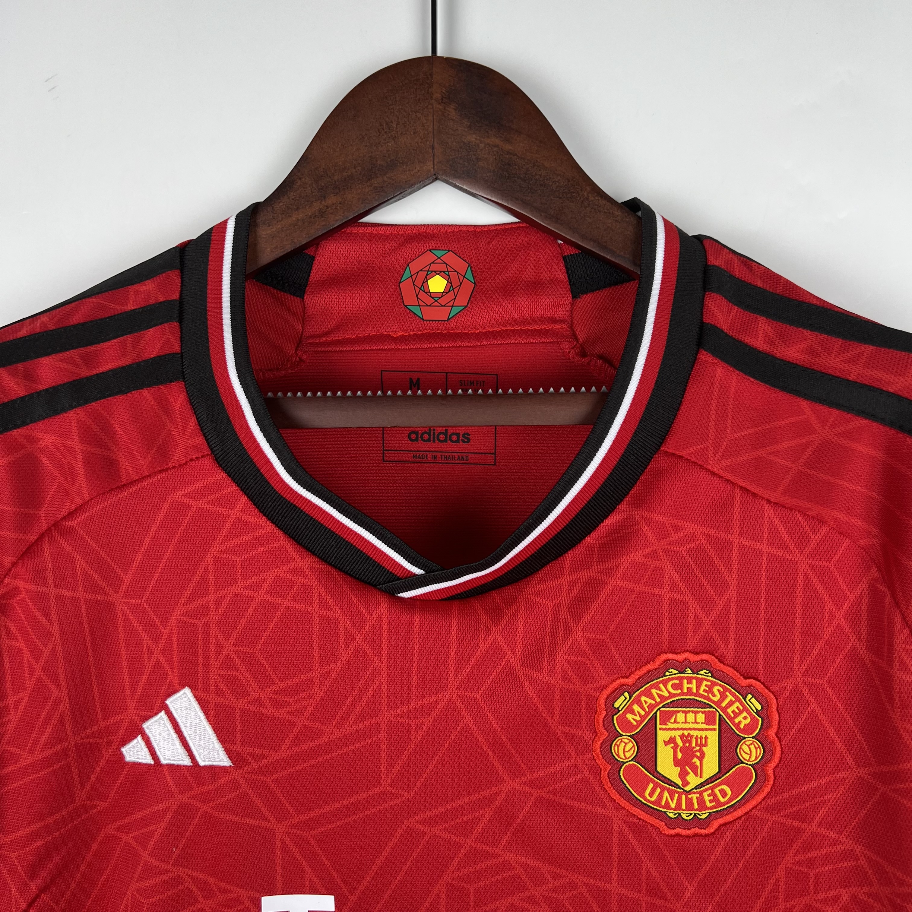 Manchester United 23-24 Women's Home Shirt - UnitedFutballJersey