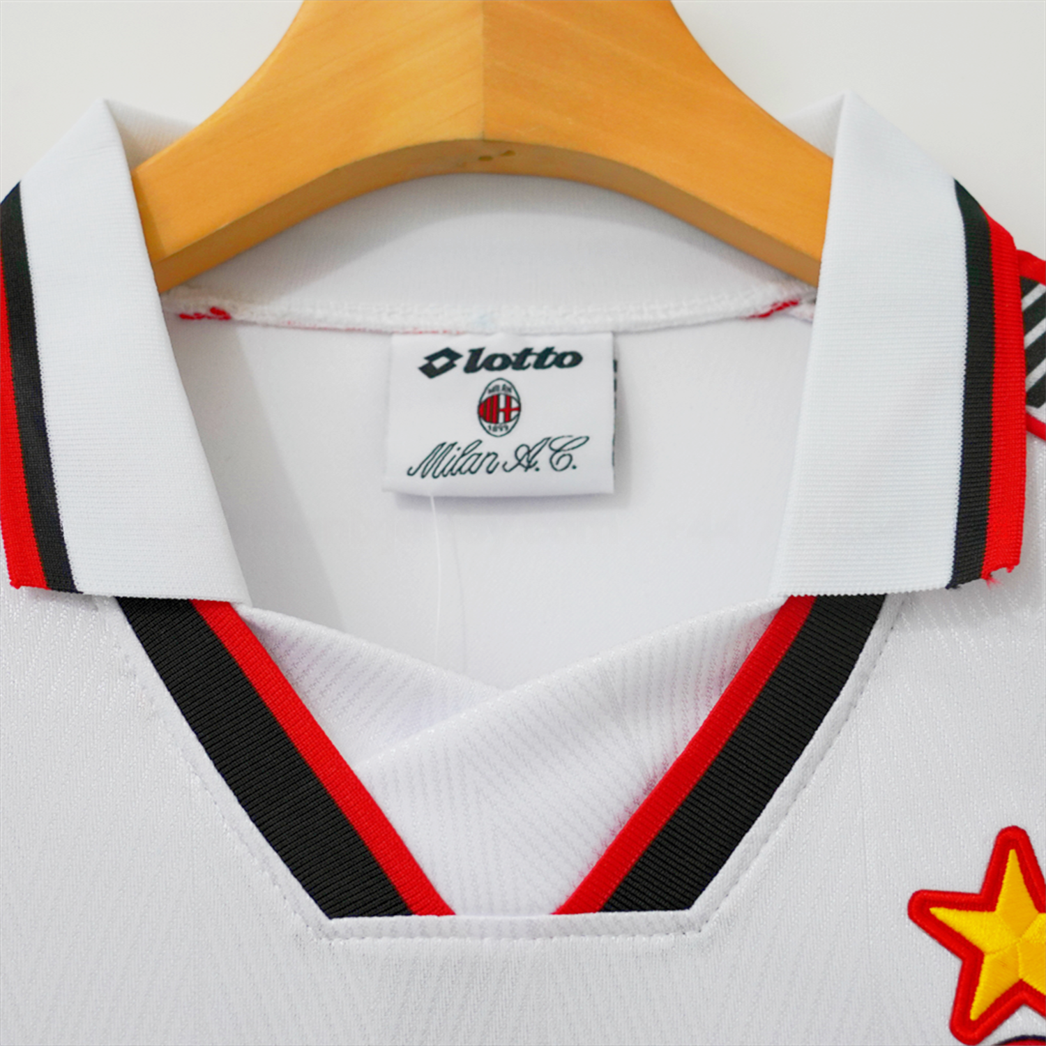 Retro AC Milan 1997-98 Away Long Sleeves Jersey - UnitedFutballJersey