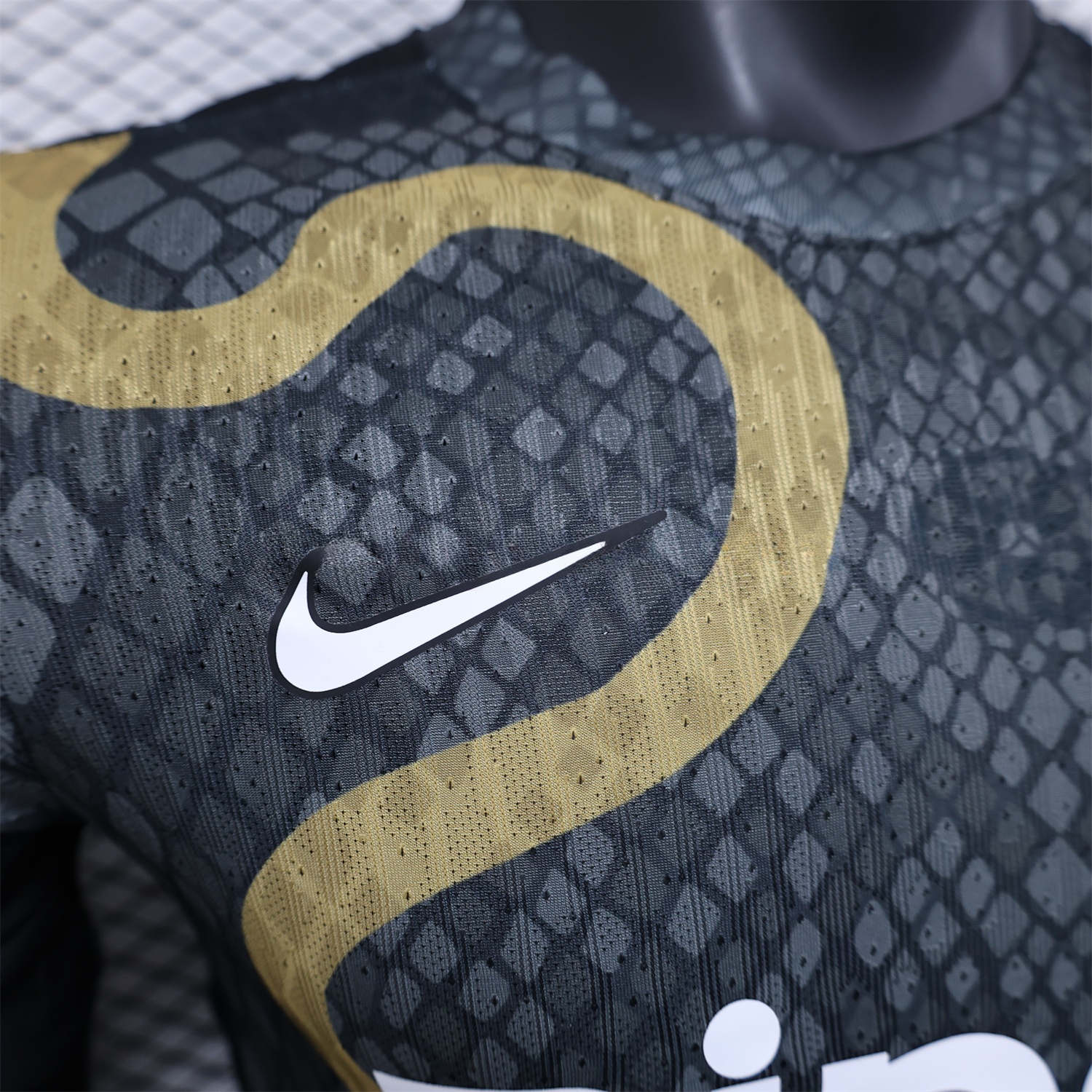 C.H.E.L.S.E.A 24-25 Pre-Match Chinese New Year Jersey - Player Version - UnitedFutballJersey