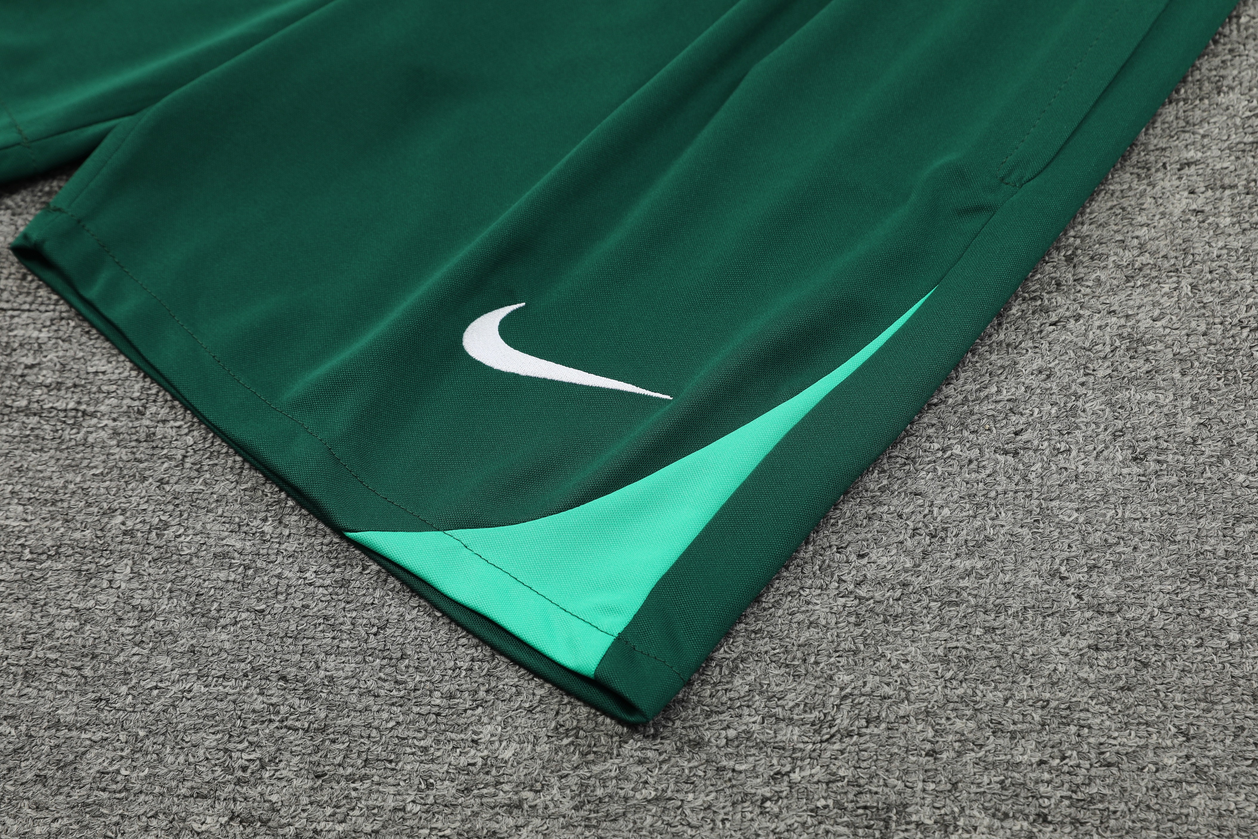 Portugal 2024 Short-Sleeve Training Set - Green - UnitedFutballJersey