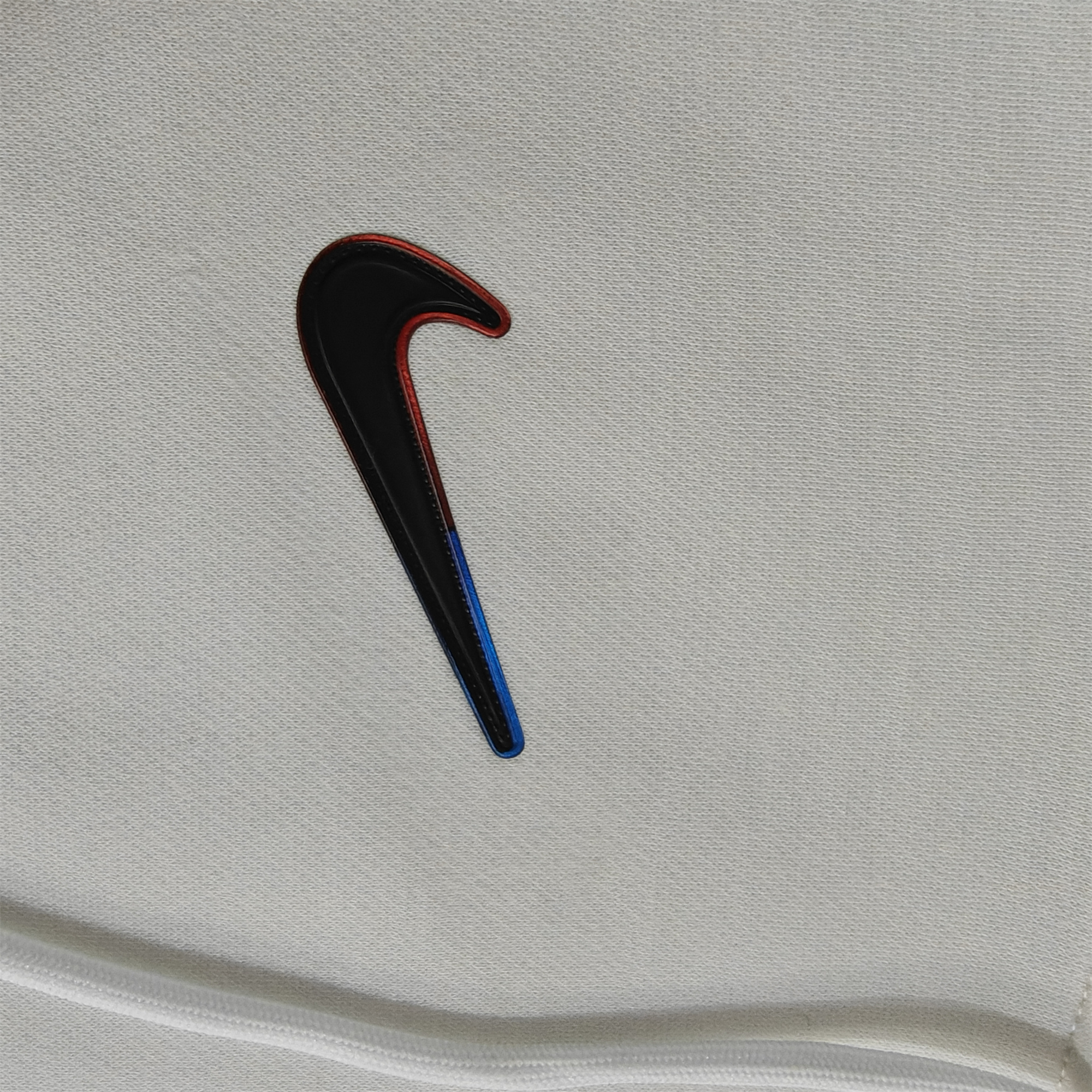 Barcelona 24-25 Black Team Badge Hoodie - Off White - UnitedFutballJersey