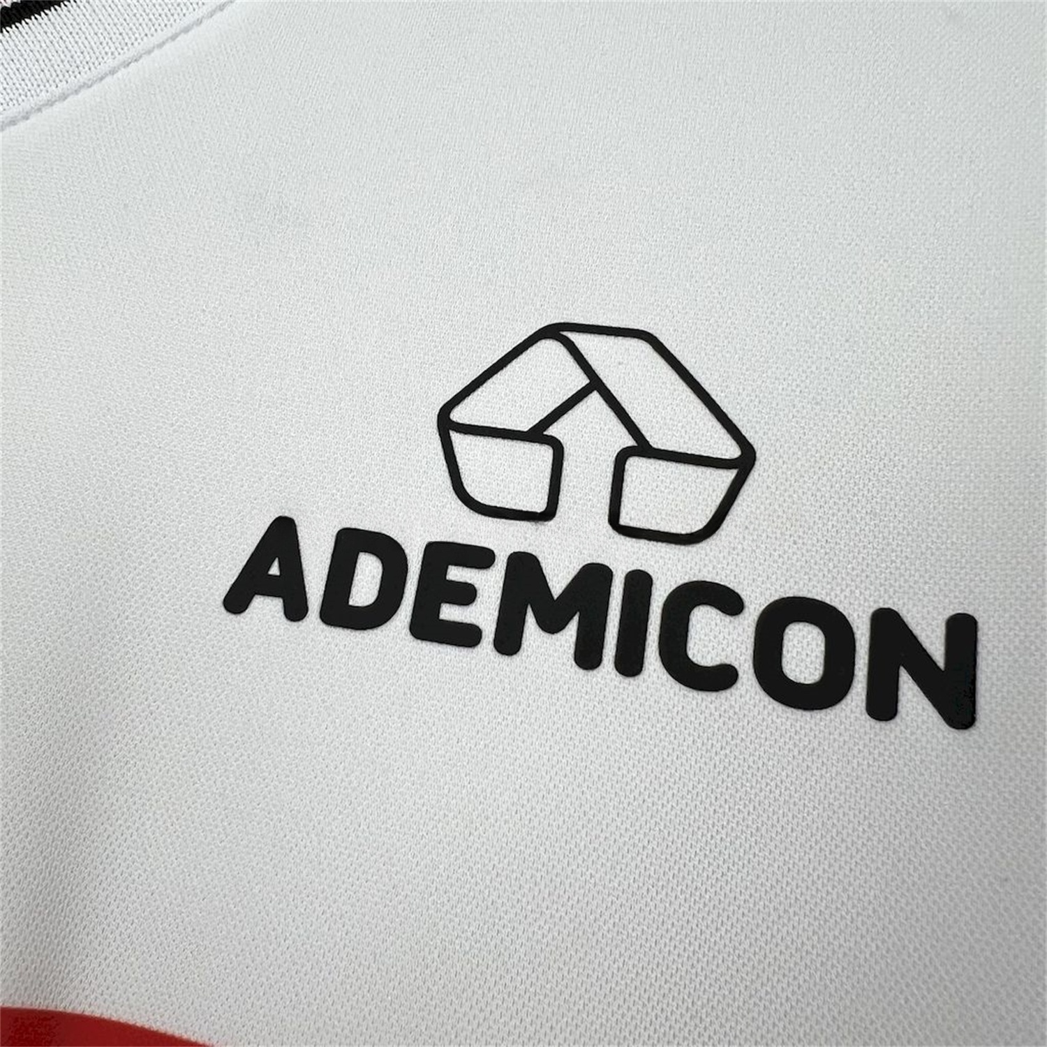 Sao Paulo 25-26 Home Jersey - Fans Version - UnitedFutballJersey