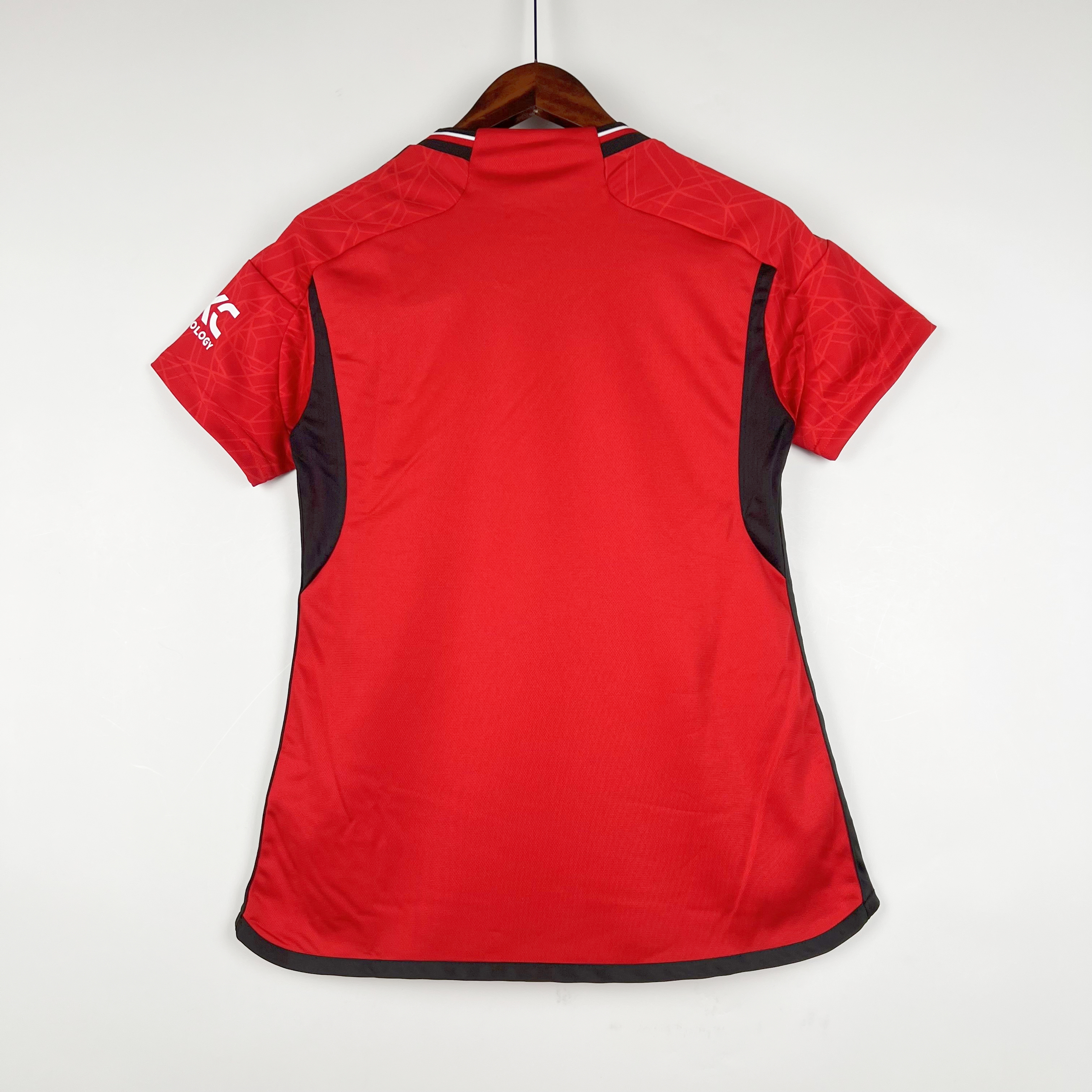 Manchester United 23-24 Women's Home Shirt - UnitedFutballJersey