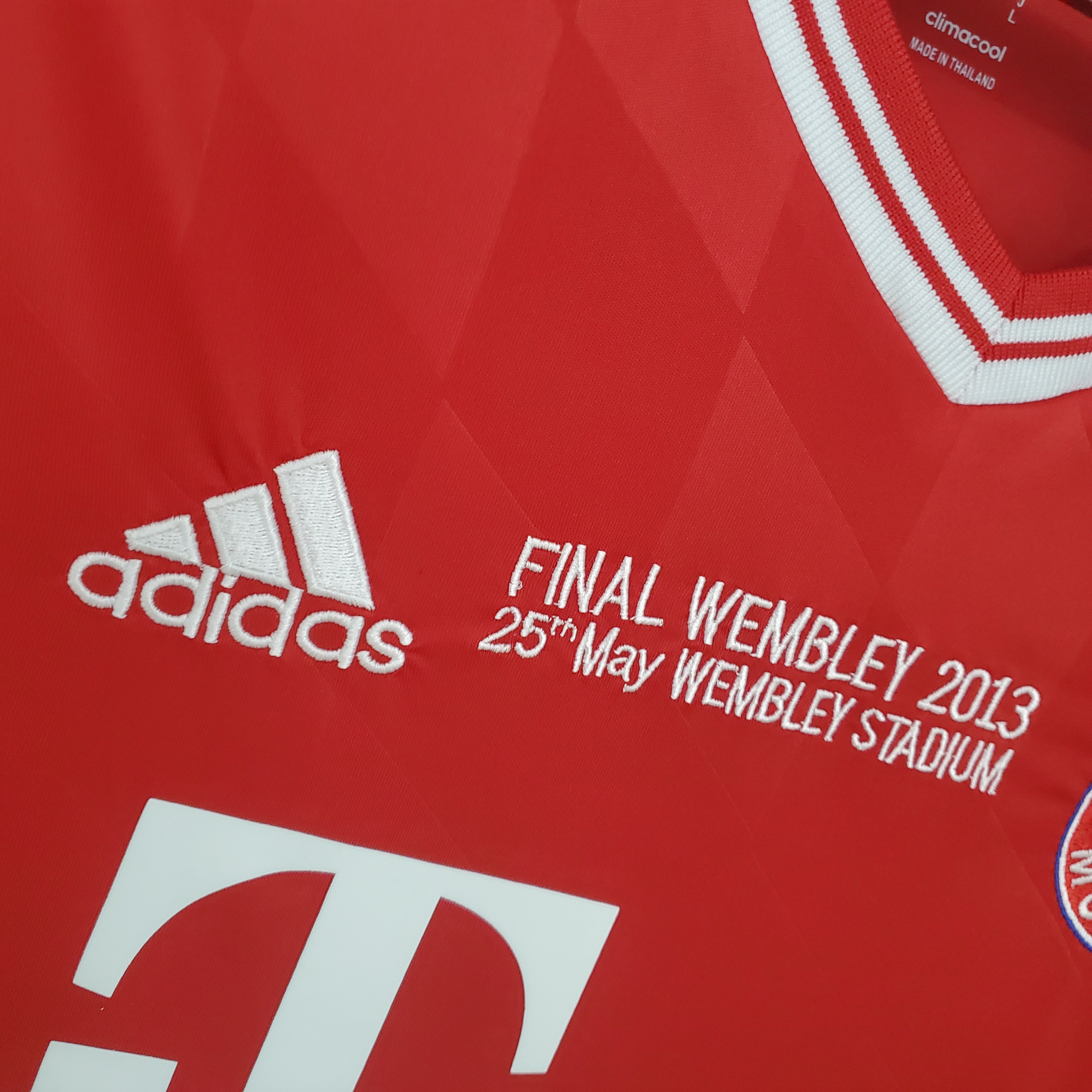Retro Bayern Munich 13-14 Champions League Final Home Stadium Jersey - UnitedFutballJersey