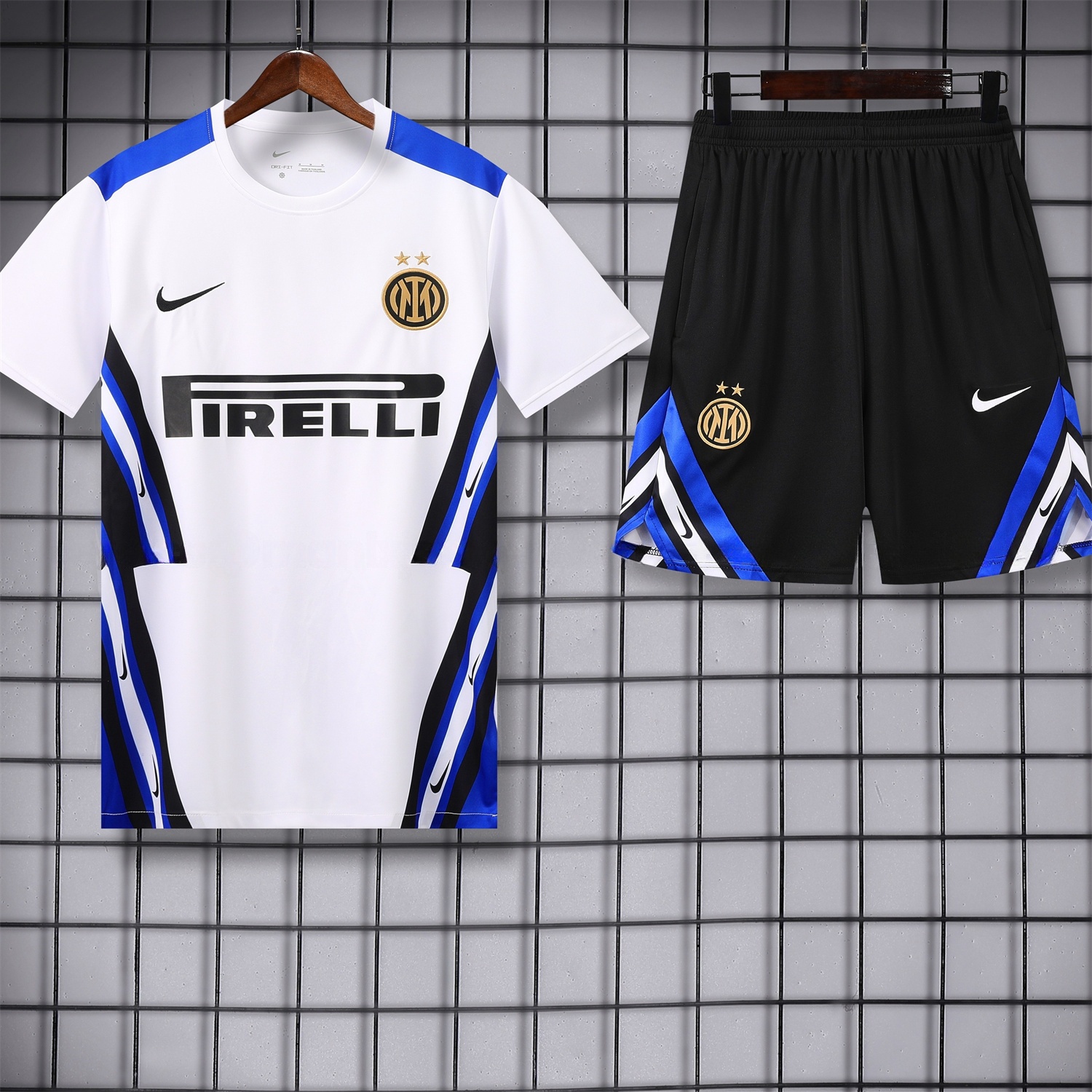 Inter Milan 25-26 Short-Sleeve Training Set - White Top & Black Shorts - UnitedFutballJersey