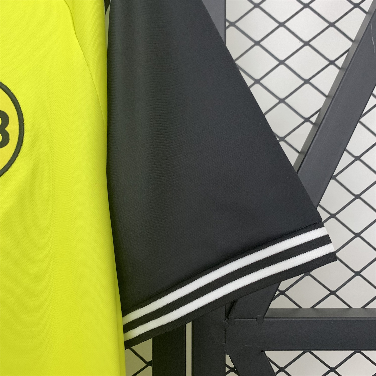 Retro Dortmund 1995-96 Home Jersey - UnitedFutballJersey