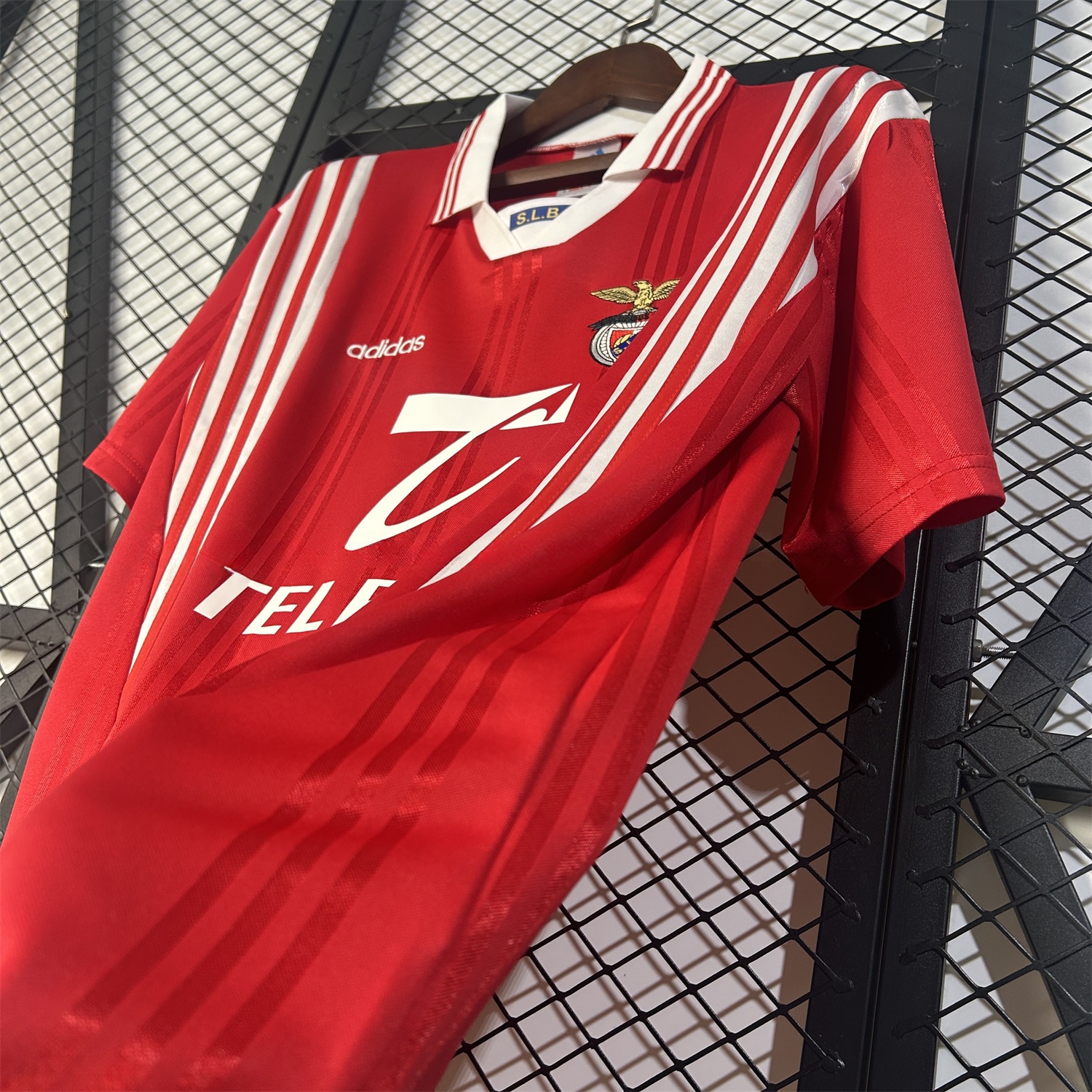 Retro Benfica 1997-98 Home Jersey - UnitedFutballJersey