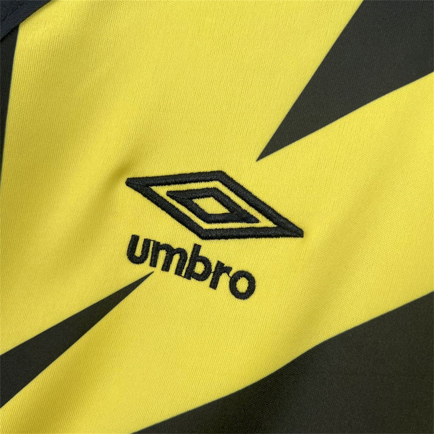 Beitar Jerusalem 24-25 Home Jersey - Fans Version - UnitedFutballJersey